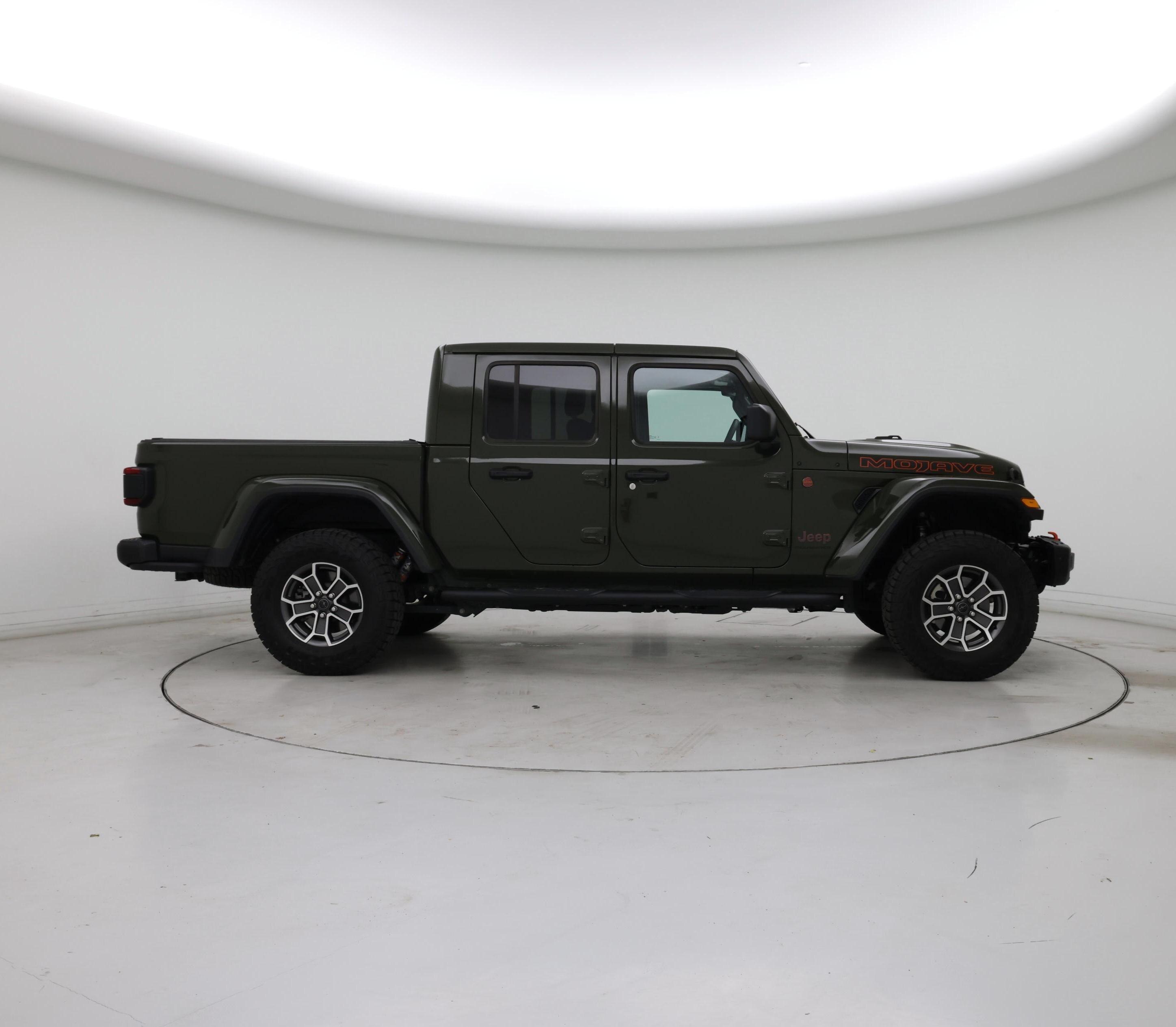 Thumbnail: 2024 Jeep Gladiator - 7