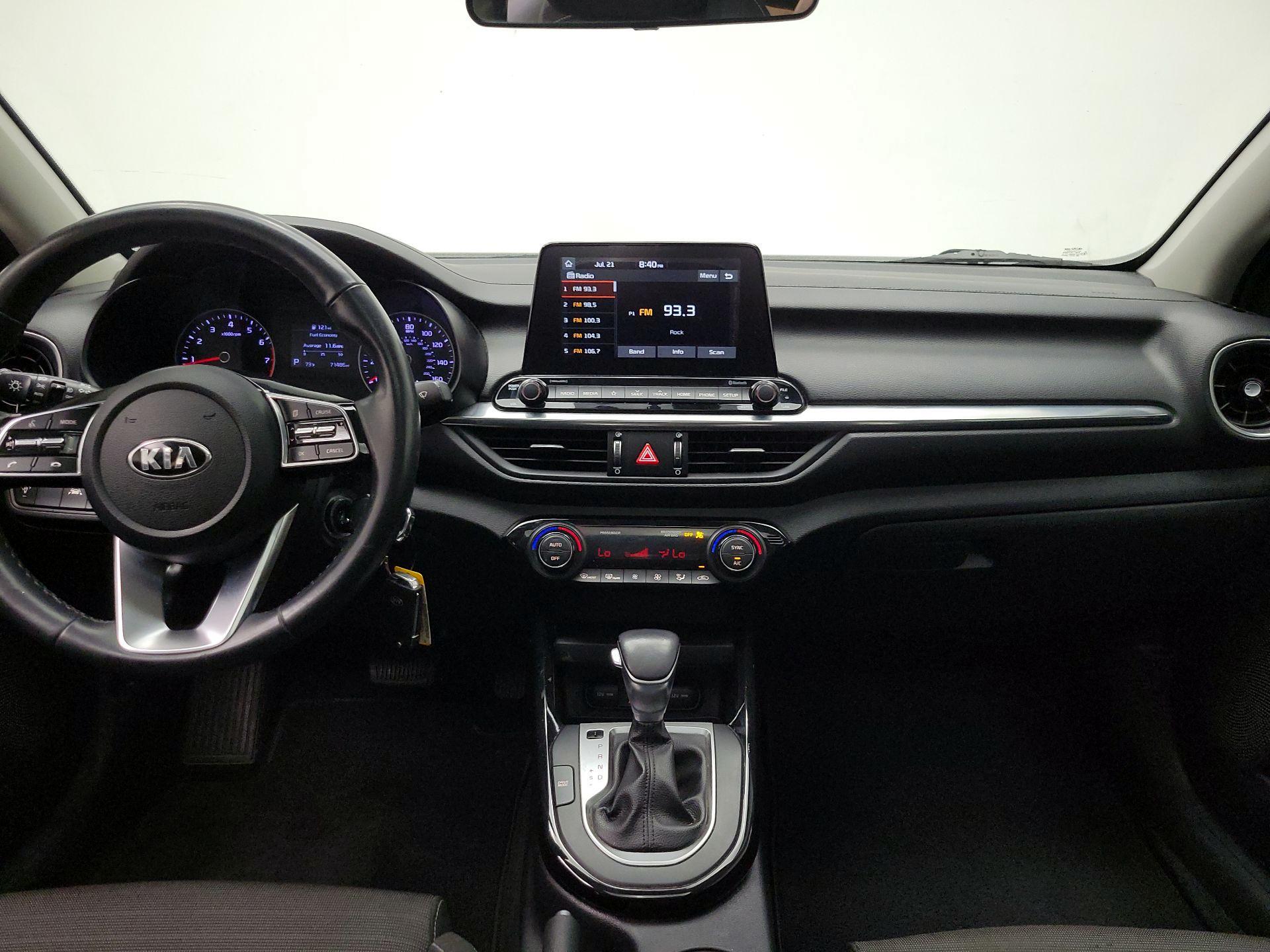 Thumbnail: 2019 Kia Forte - 9
