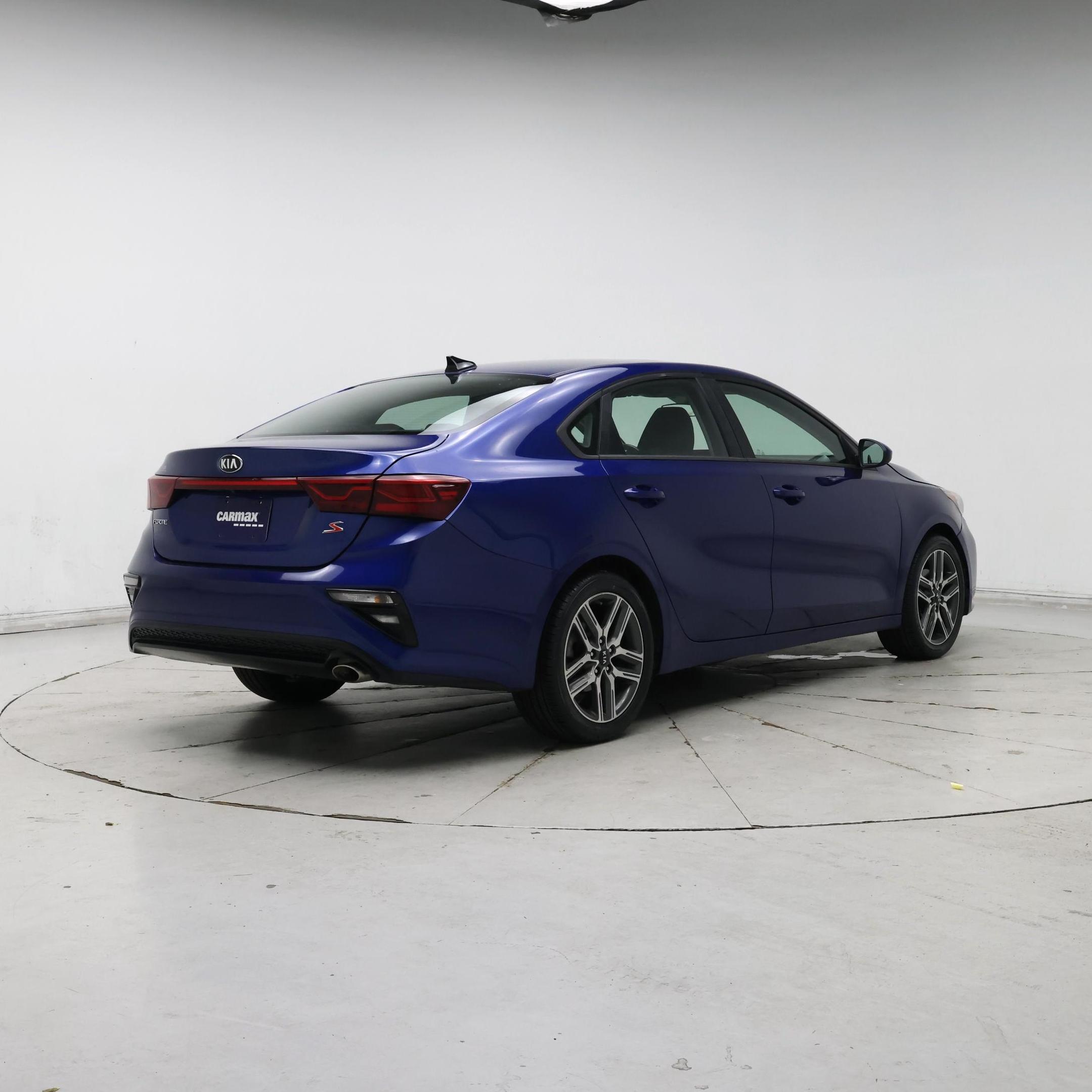 Thumbnail: 2019 Kia Forte - 8