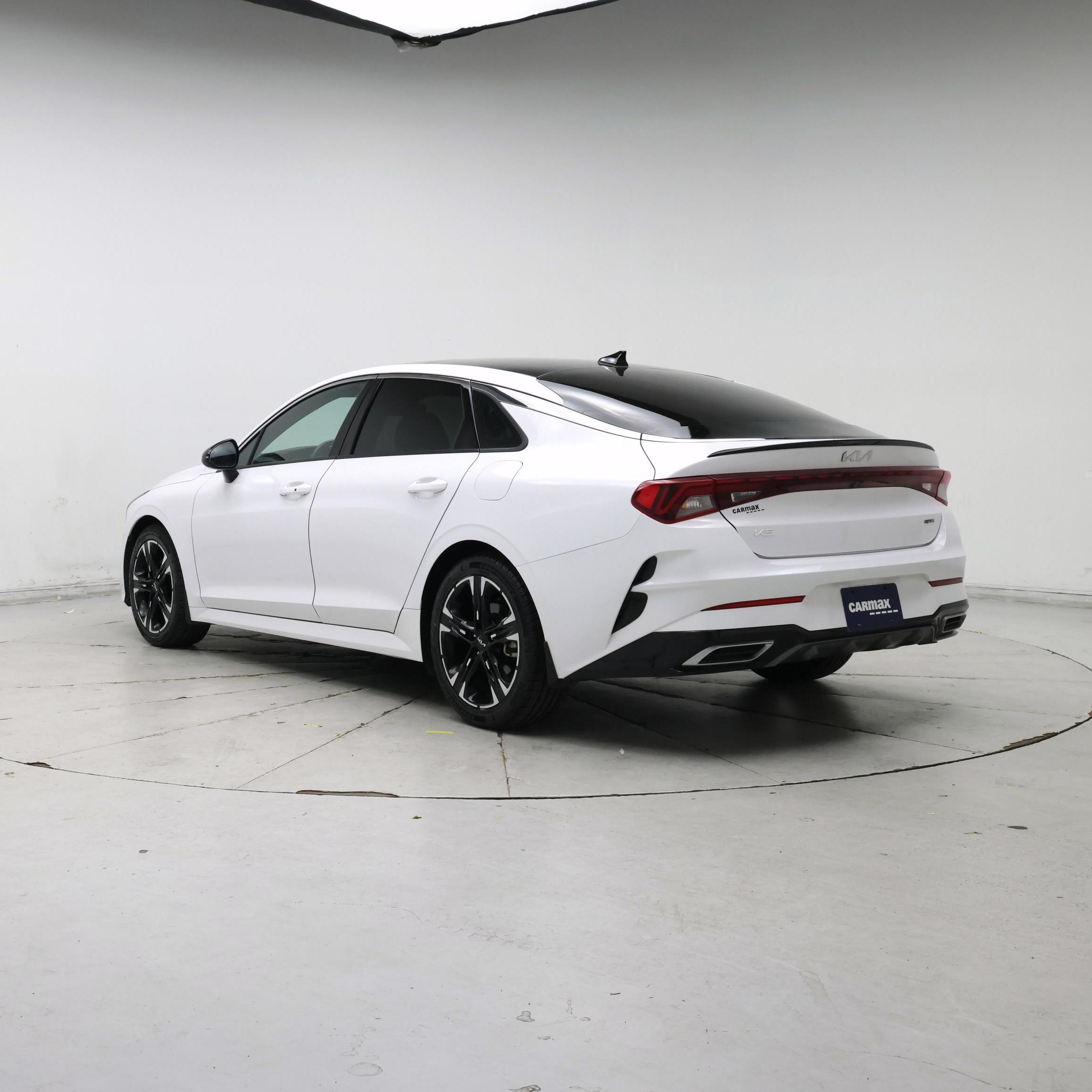 Thumbnail: 2023 Kia K5 - 2