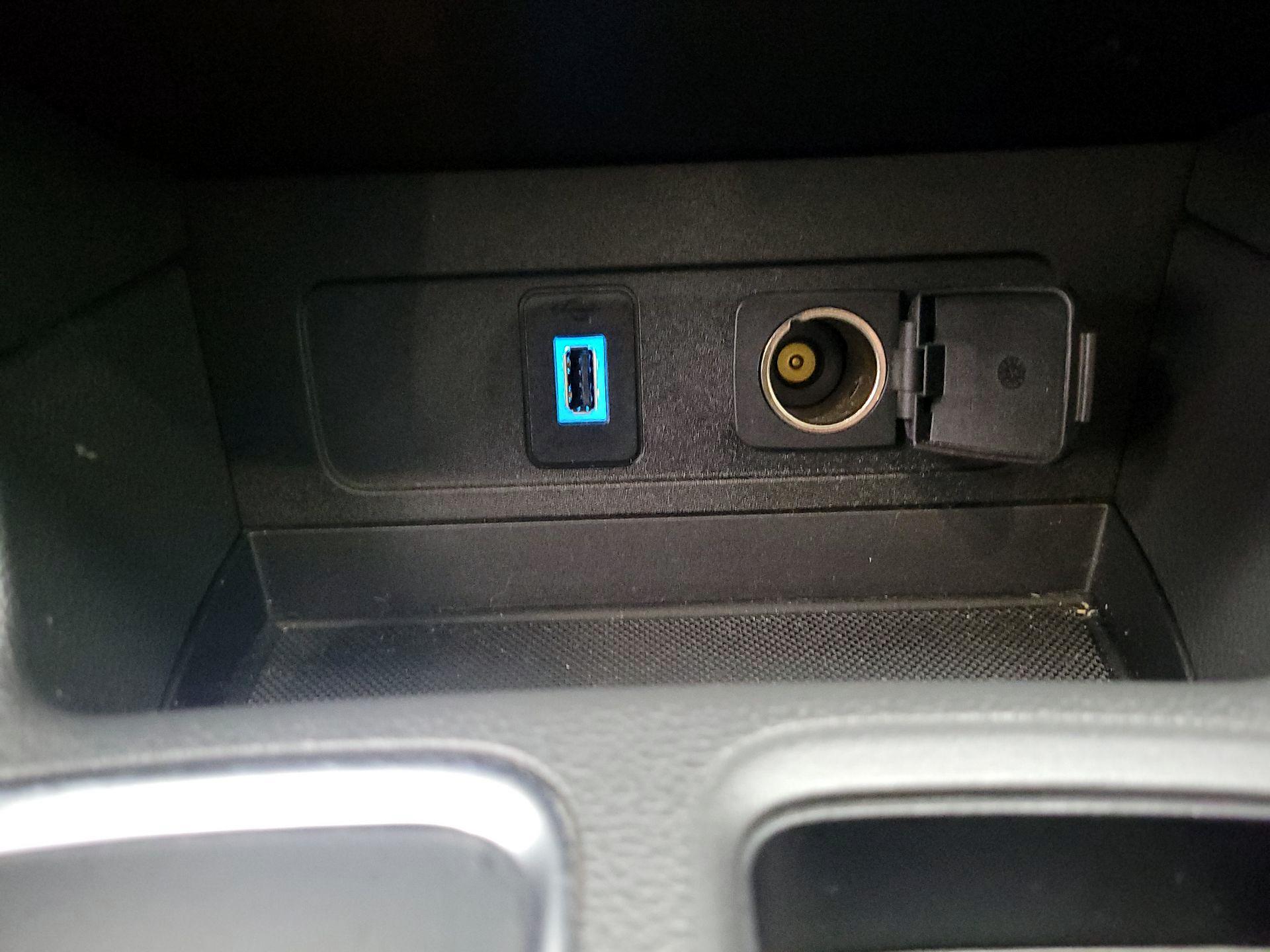 Thumbnail: 2017 Ford Escape - 18