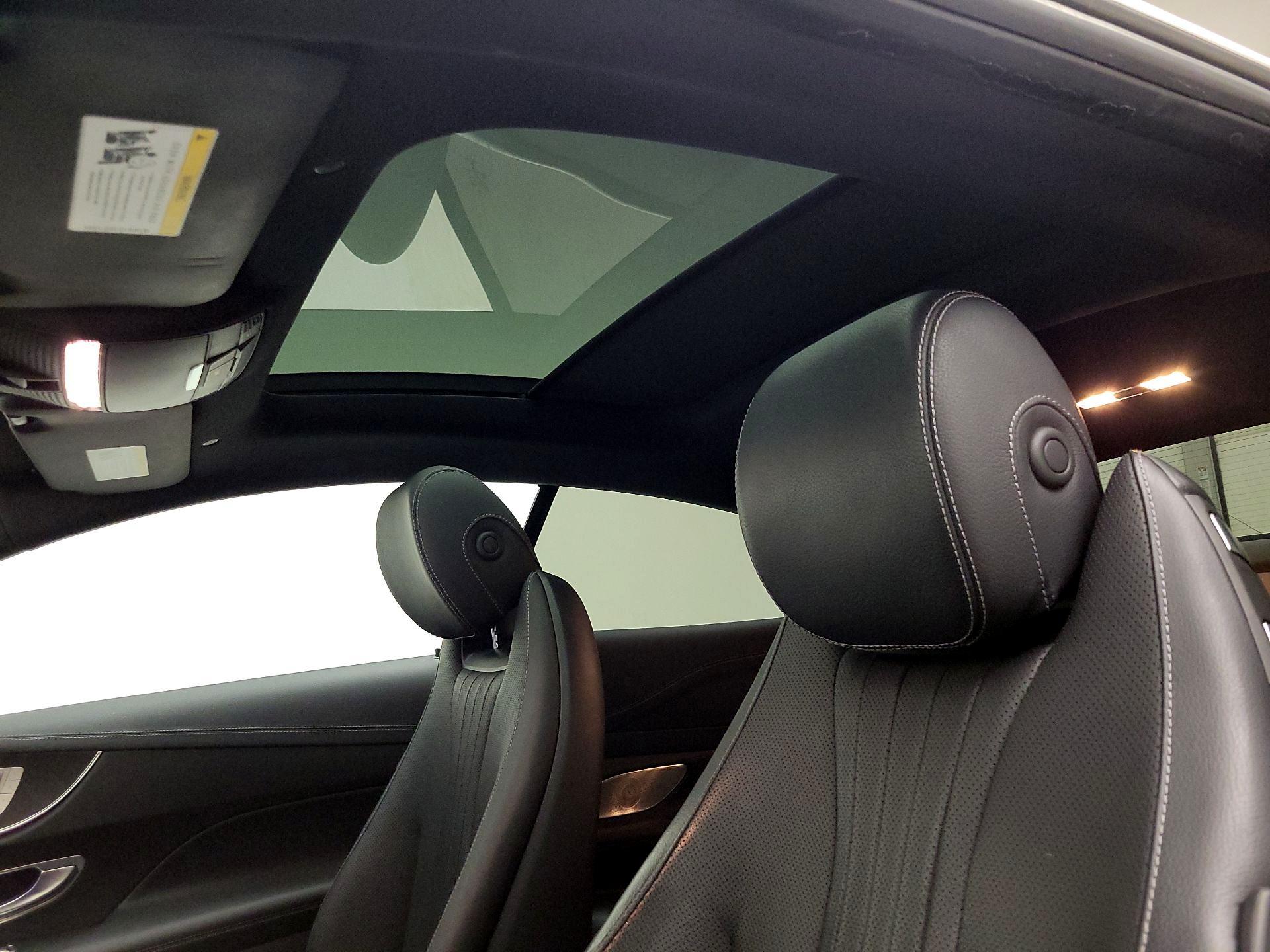 Thumbnail: 2020 Mercedes-Benz E-Class - 20