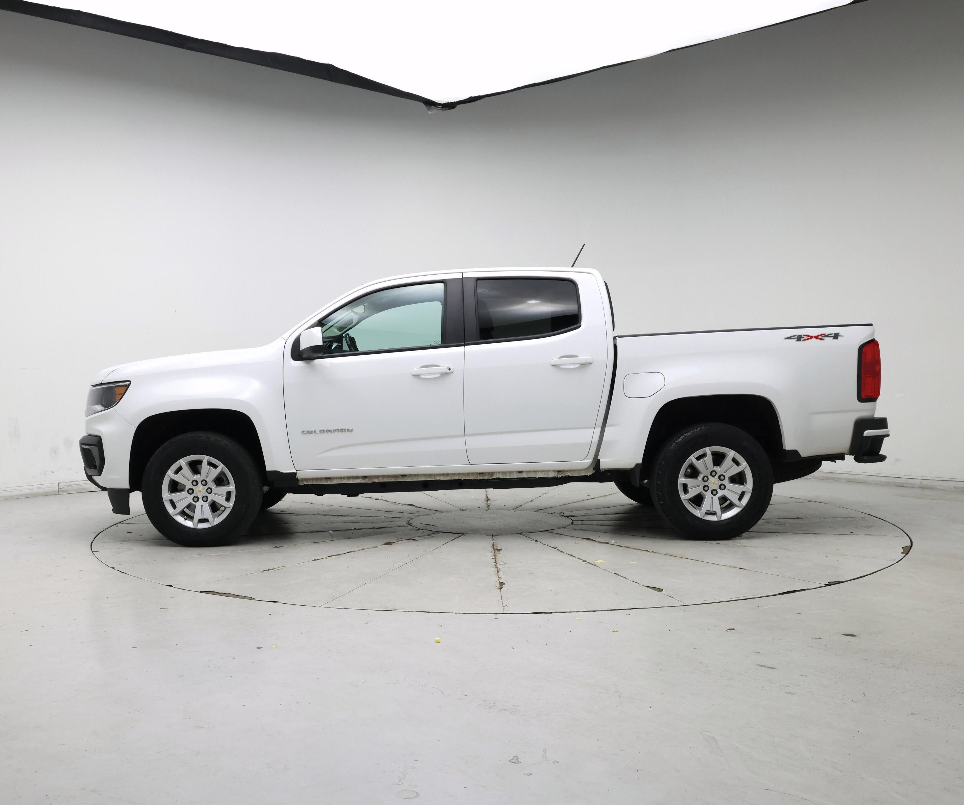 Thumbnail: 2022 Chevrolet Colorado - 3