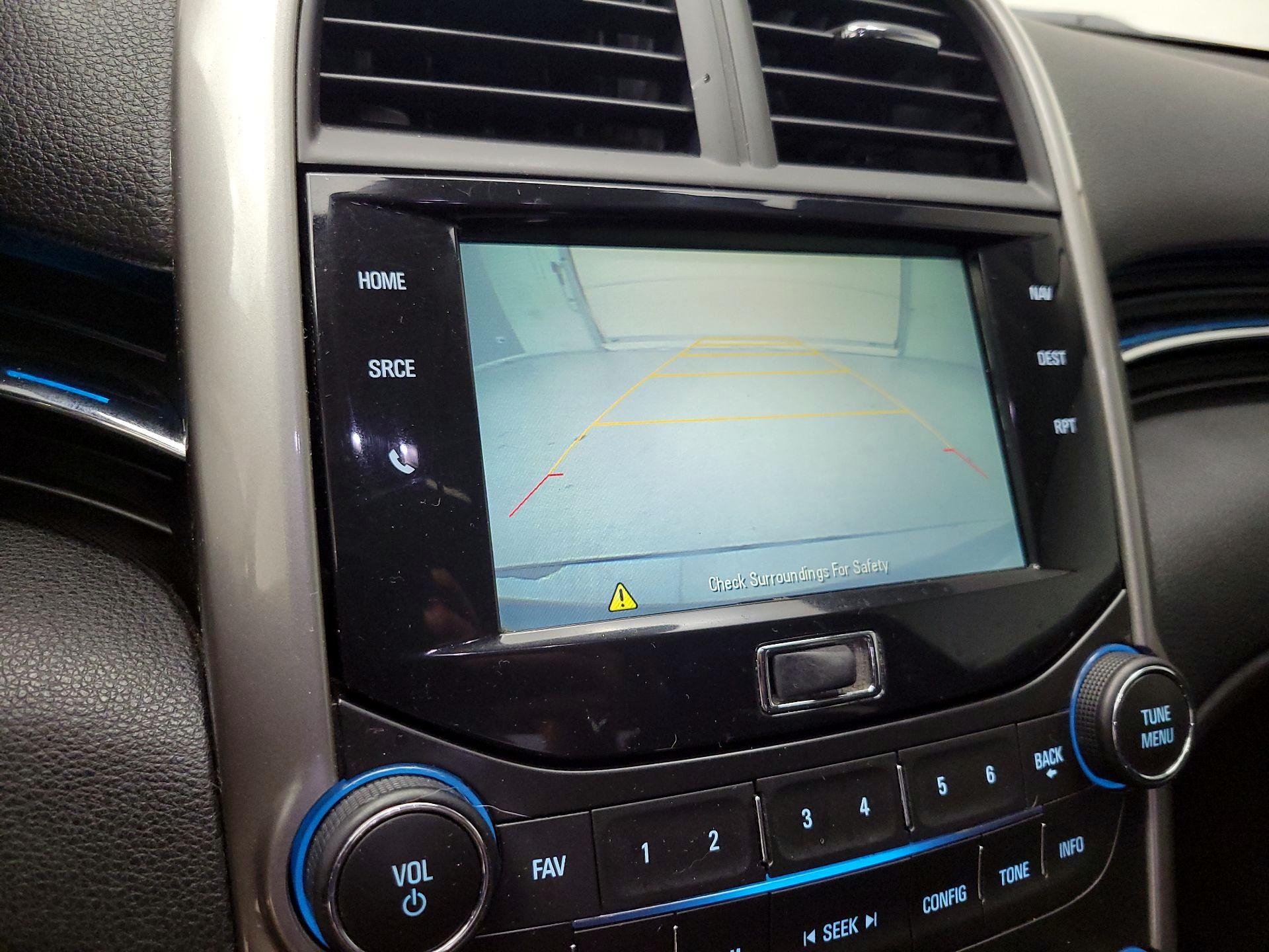 Thumbnail: 2015 Chevrolet Malibu - 15