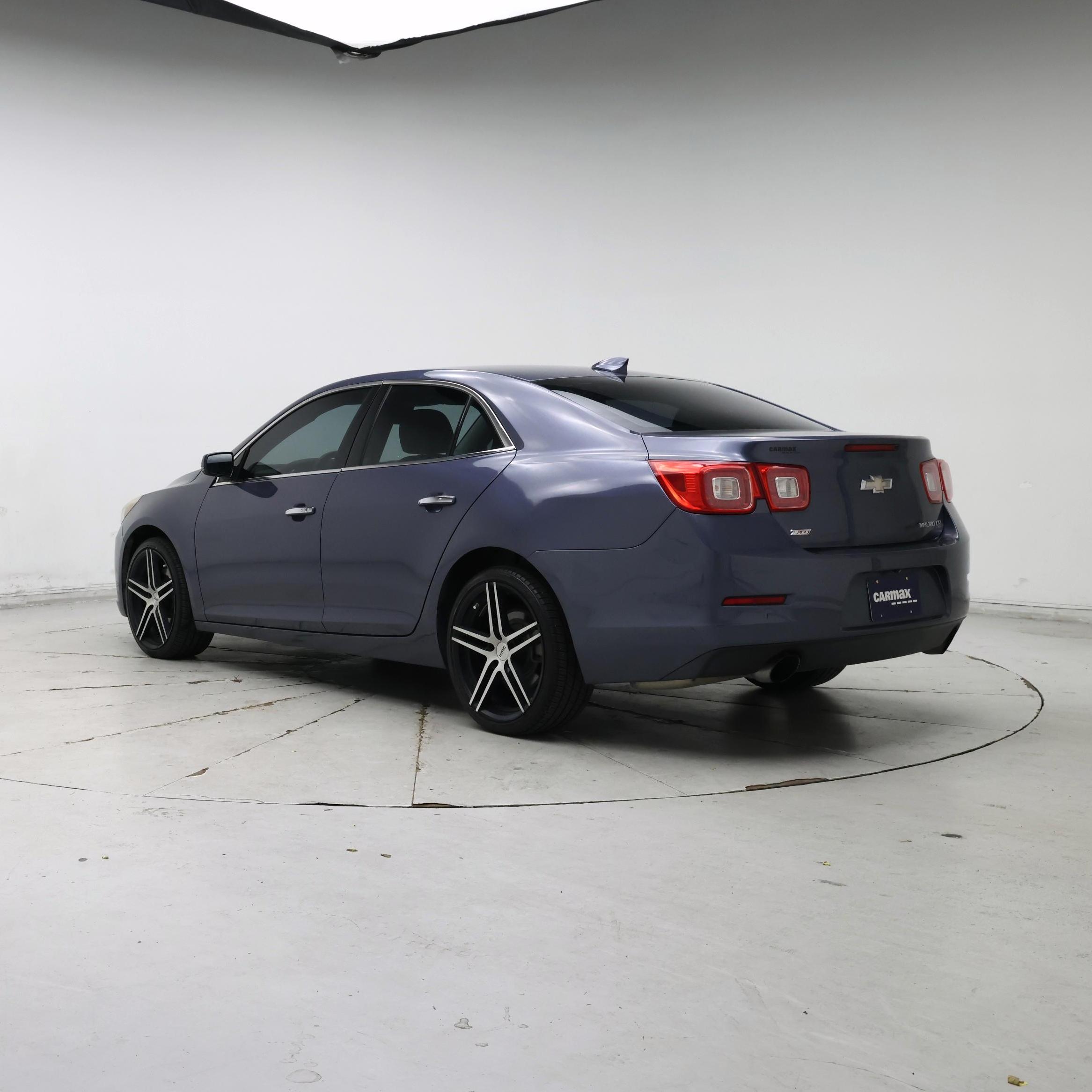 Thumbnail: 2015 Chevrolet Malibu - 2