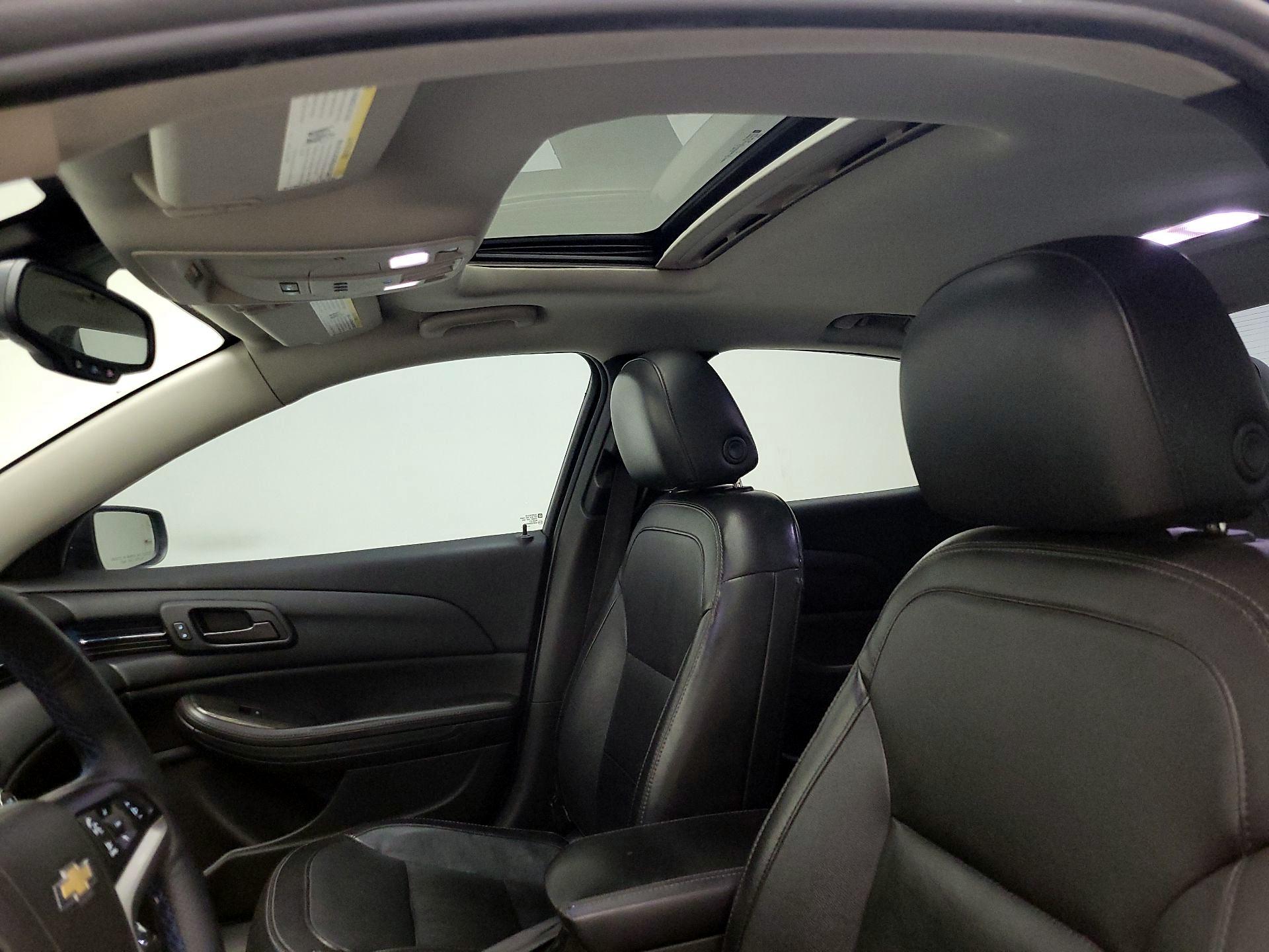 Thumbnail: 2015 Chevrolet Malibu - 20