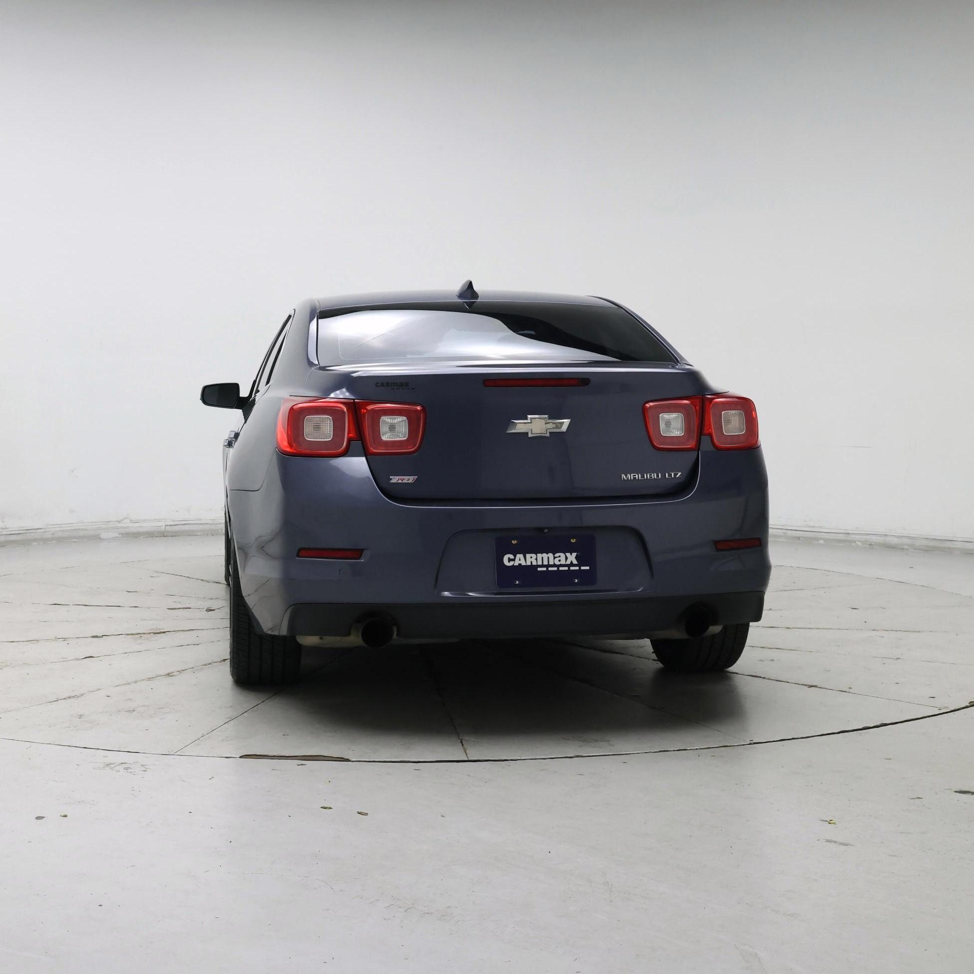 Thumbnail: 2015 Chevrolet Malibu - 6