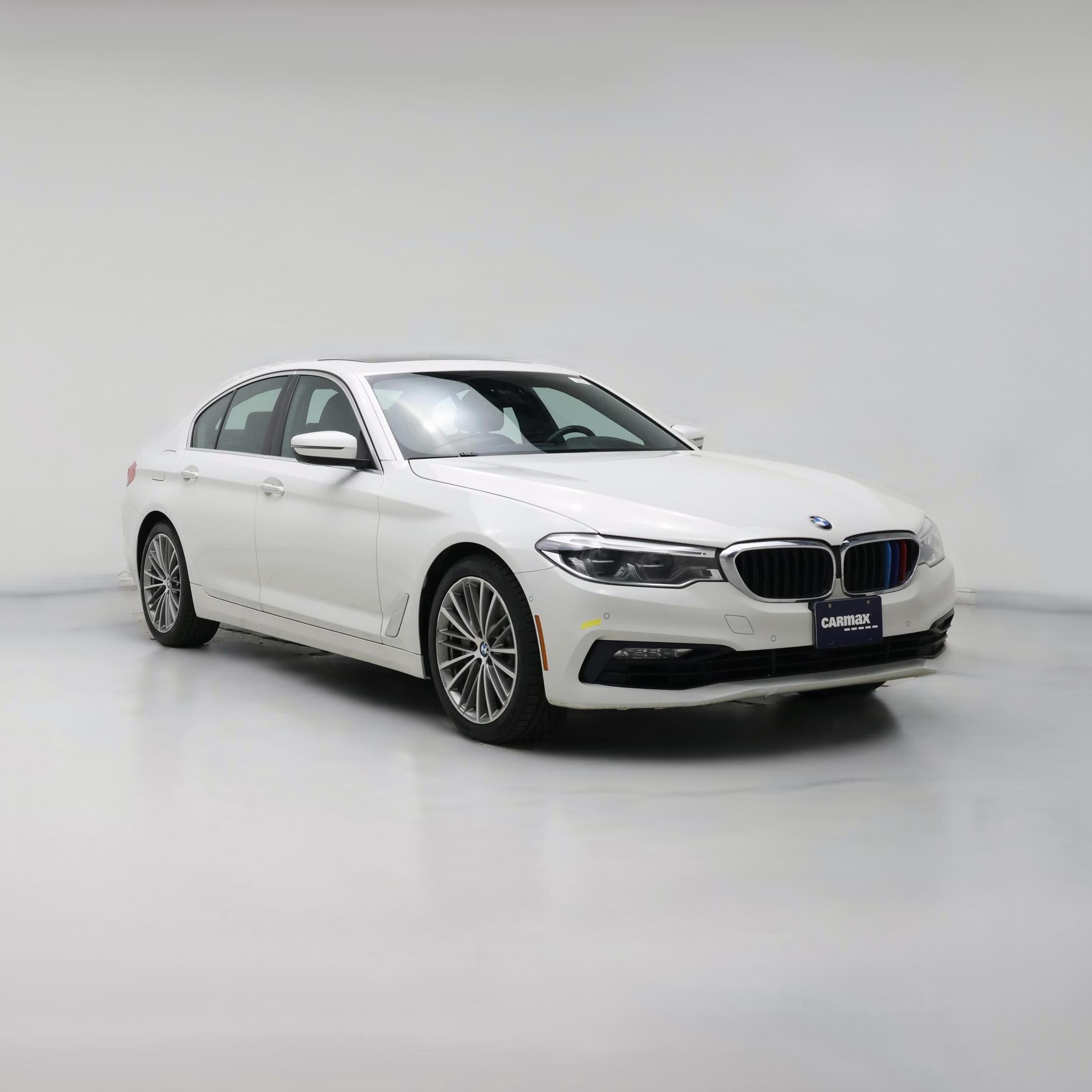 Thumbnail: 2017 BMW 5 Series - 1