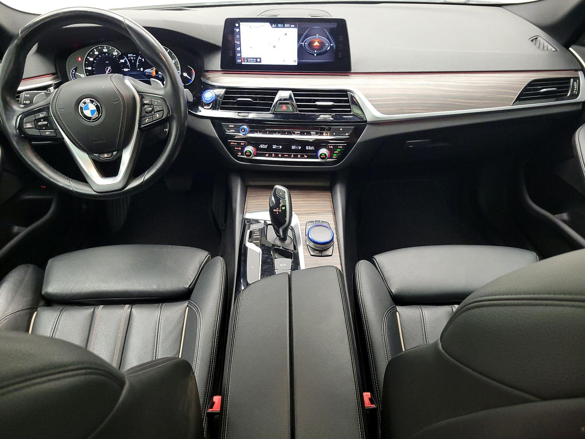 Thumbnail: 2017 BMW 5 Series - 9