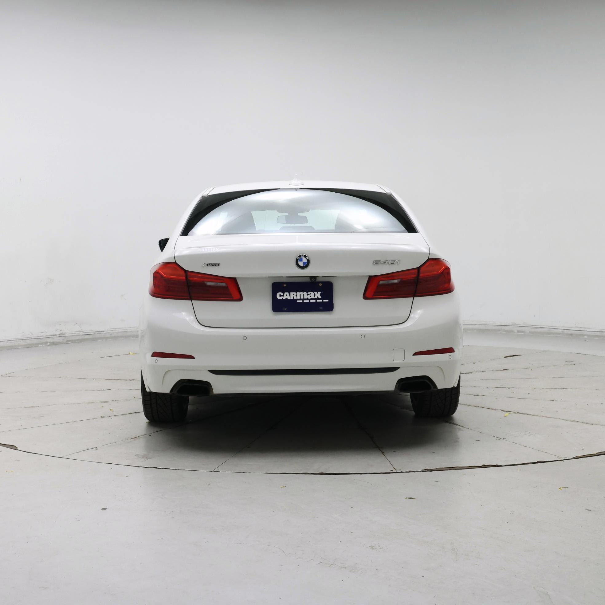 Thumbnail: 2017 BMW 5 Series - 6