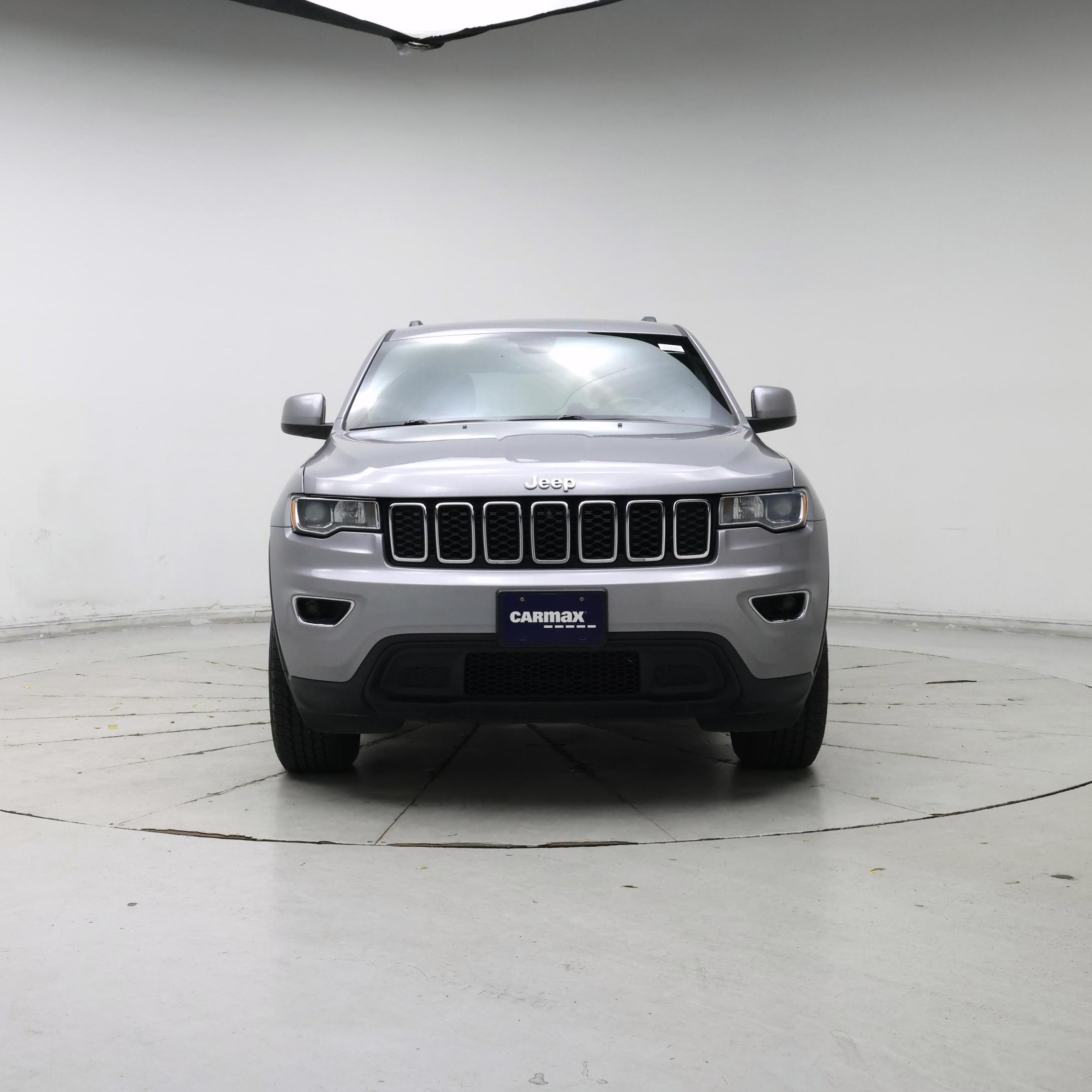 Thumbnail: 2018 Jeep Grand Cherokee - 5