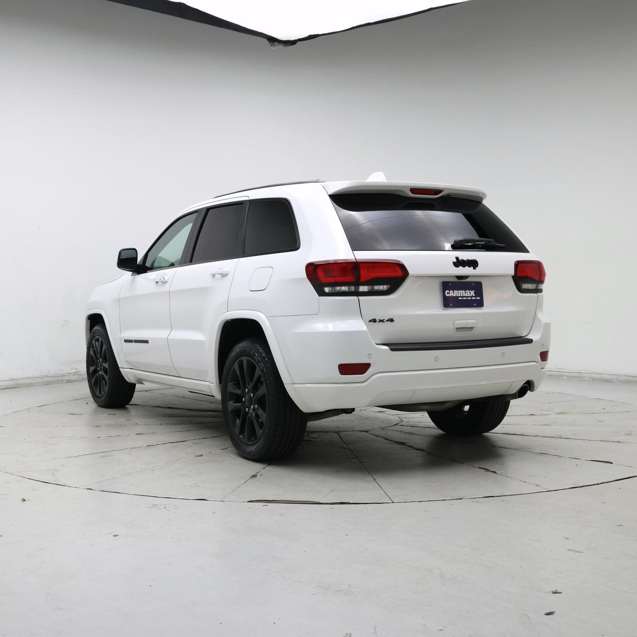 Thumbnail: 2019 Jeep Grand Cherokee - 2