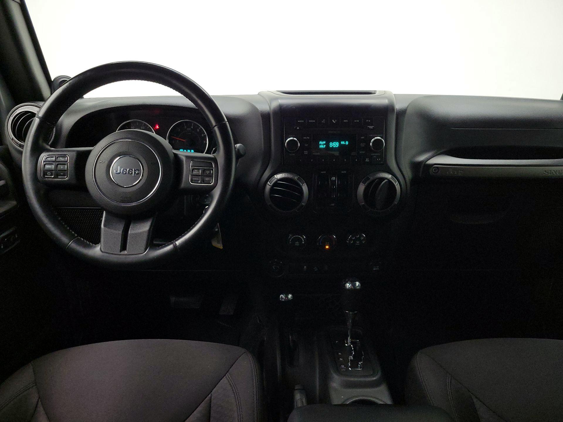 Thumbnail: 2013 Jeep Wrangler - 9