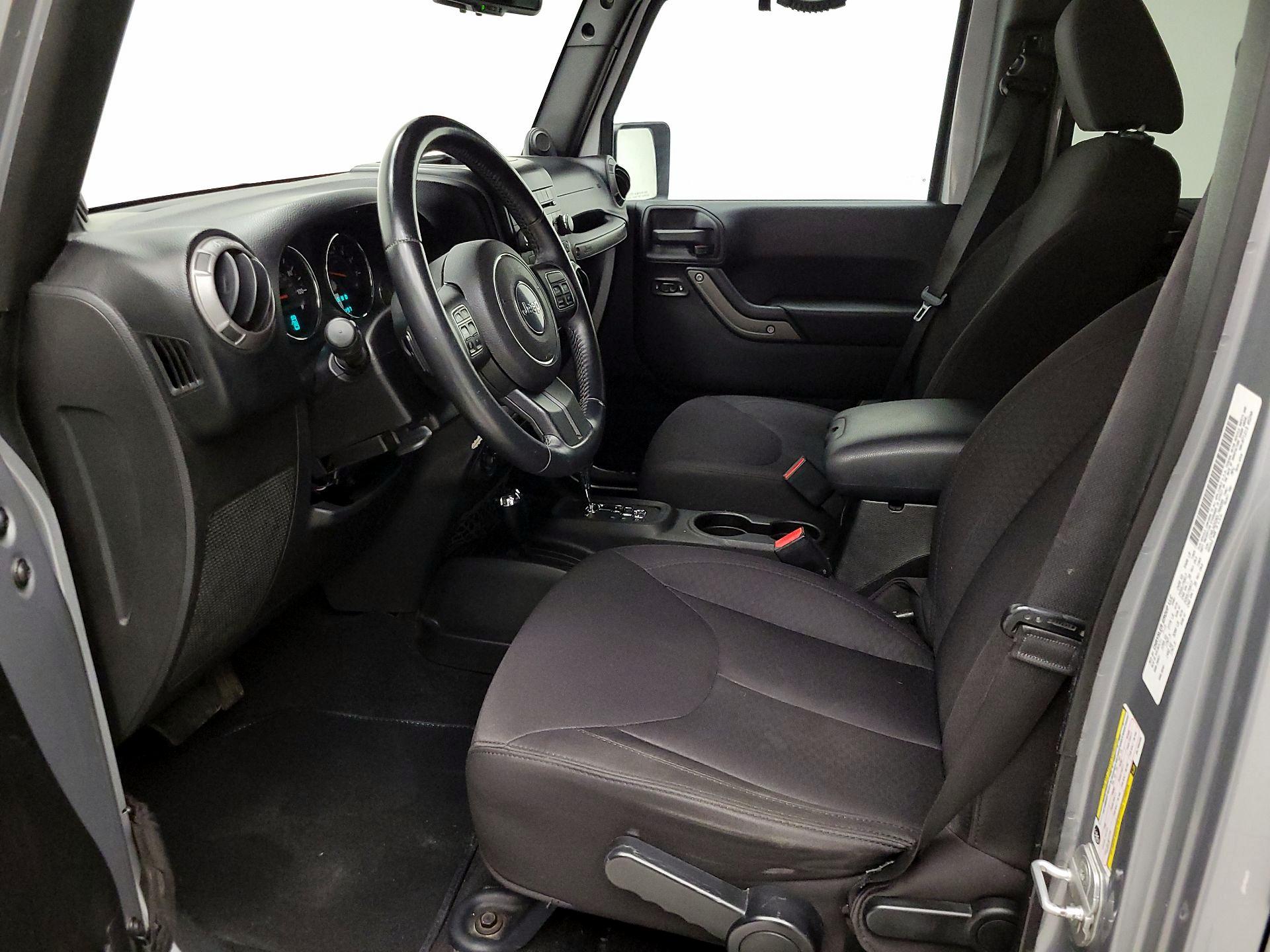 Thumbnail: 2013 Jeep Wrangler - 11
