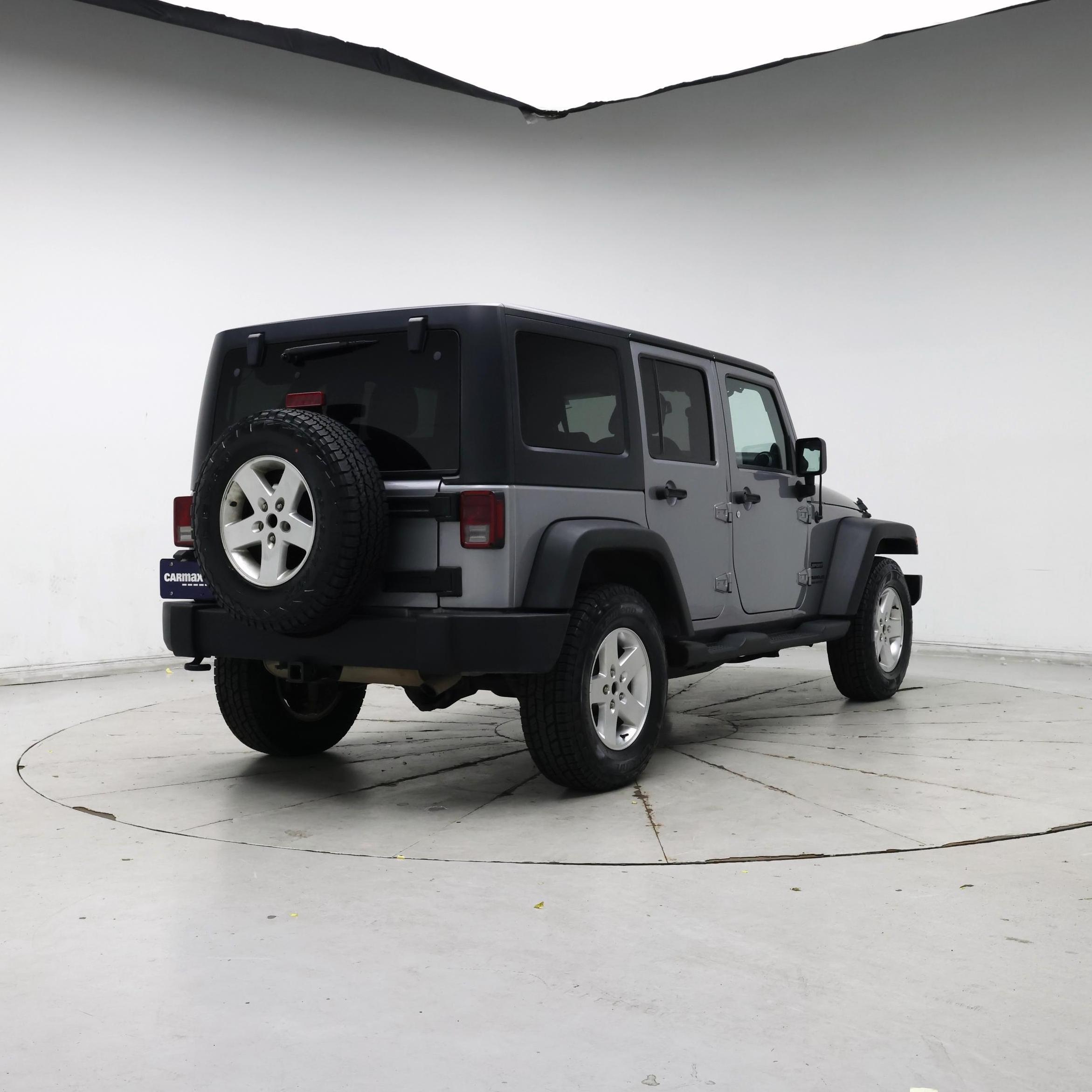 Thumbnail: 2013 Jeep Wrangler - 8