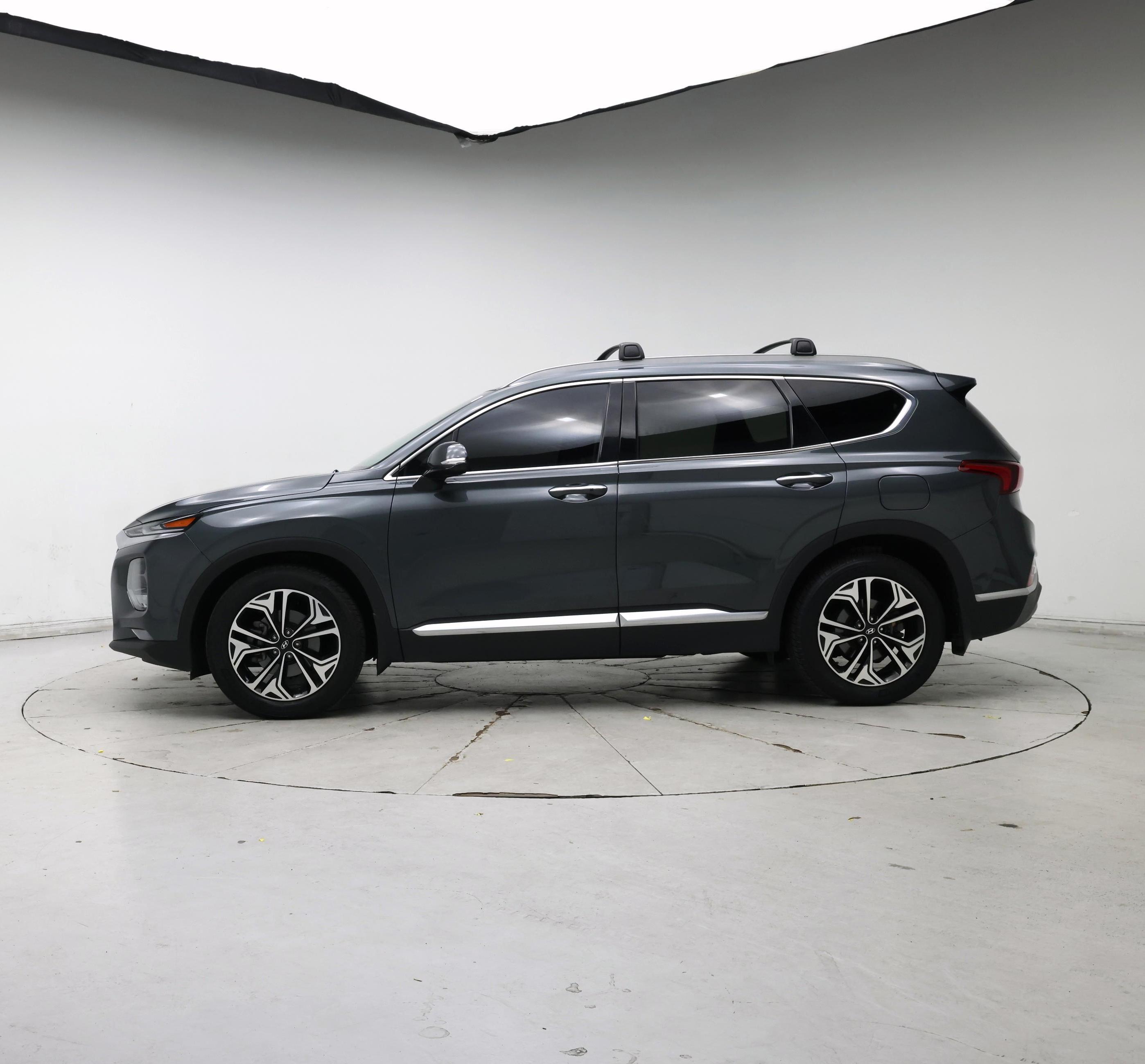 Thumbnail: 2020 Hyundai Santa Fe - 3