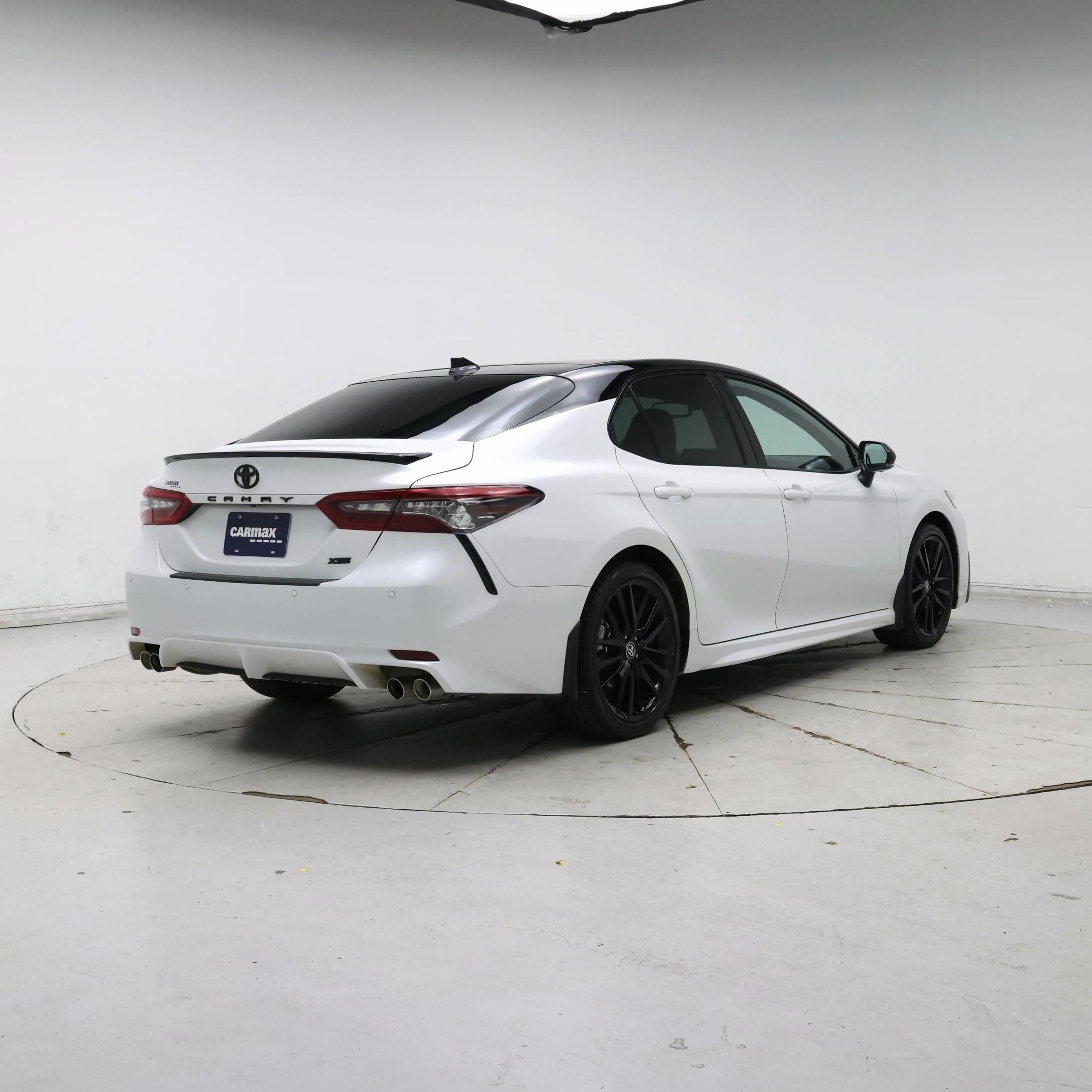 Thumbnail: 2023 Toyota Camry - 8