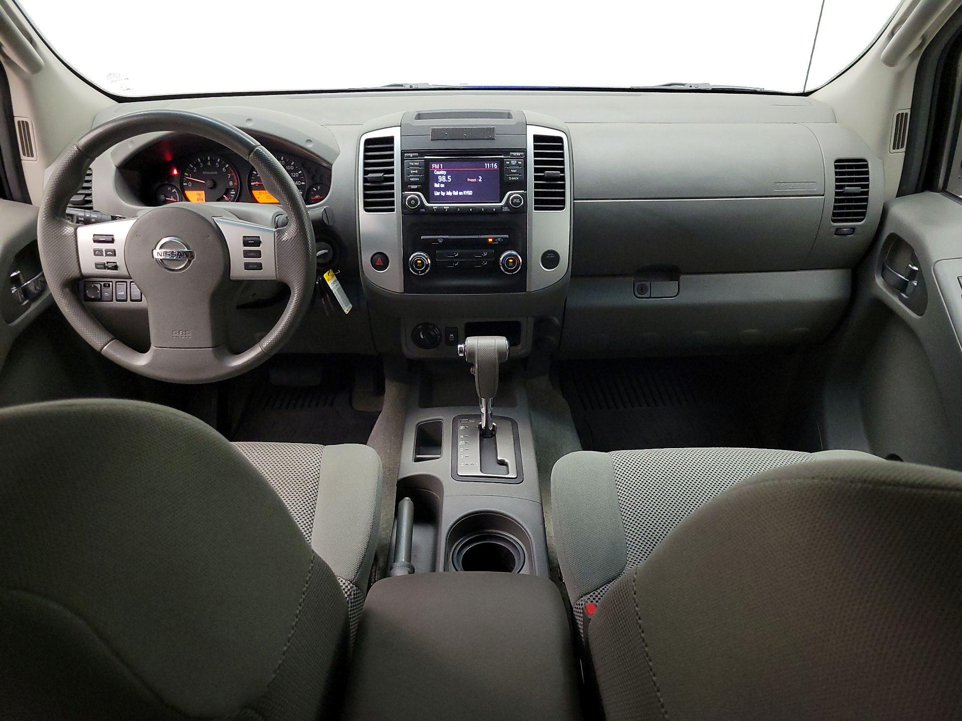 Thumbnail: 2015 Nissan Frontier - 9