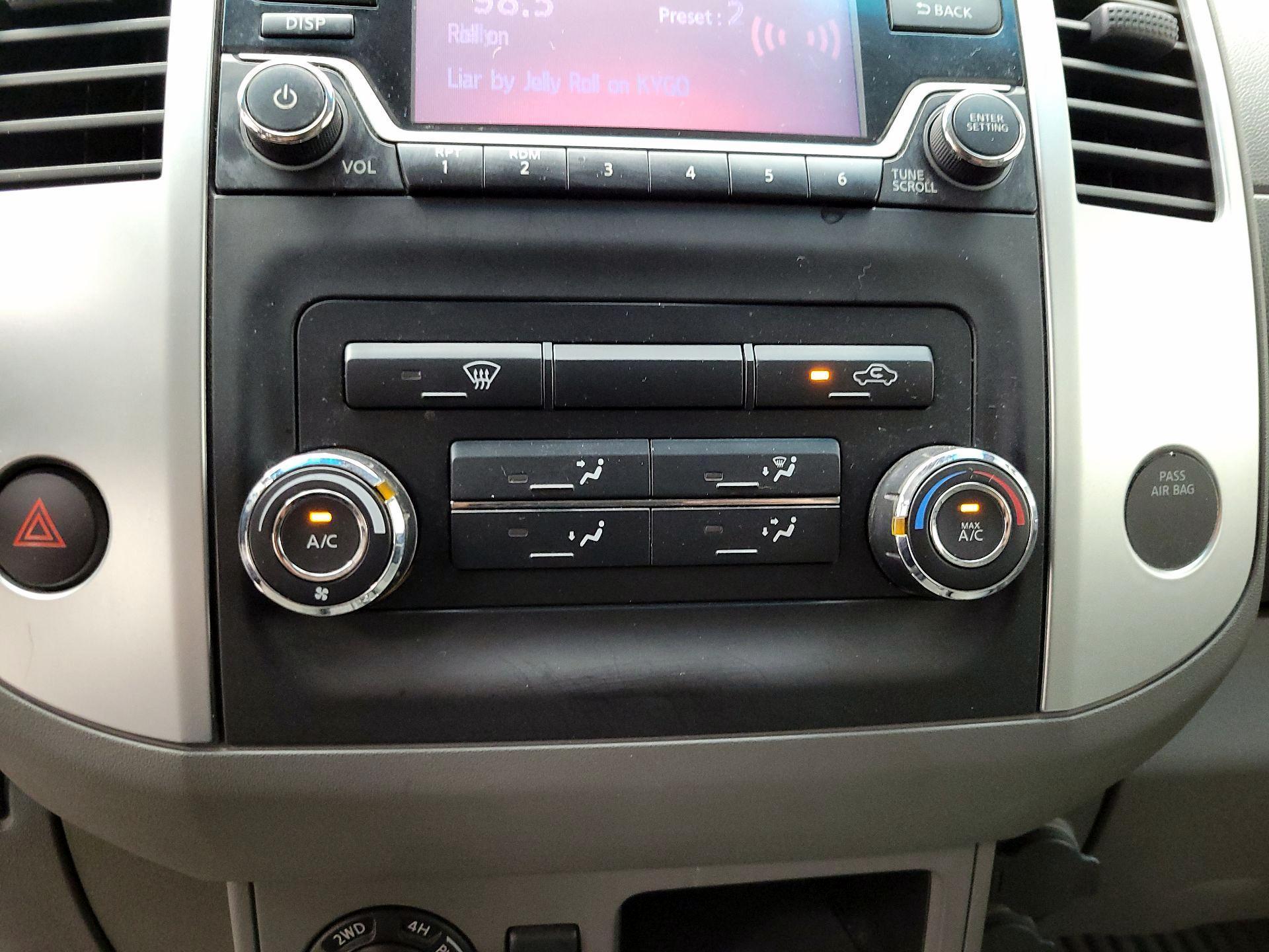 Thumbnail: 2015 Nissan Frontier - 15