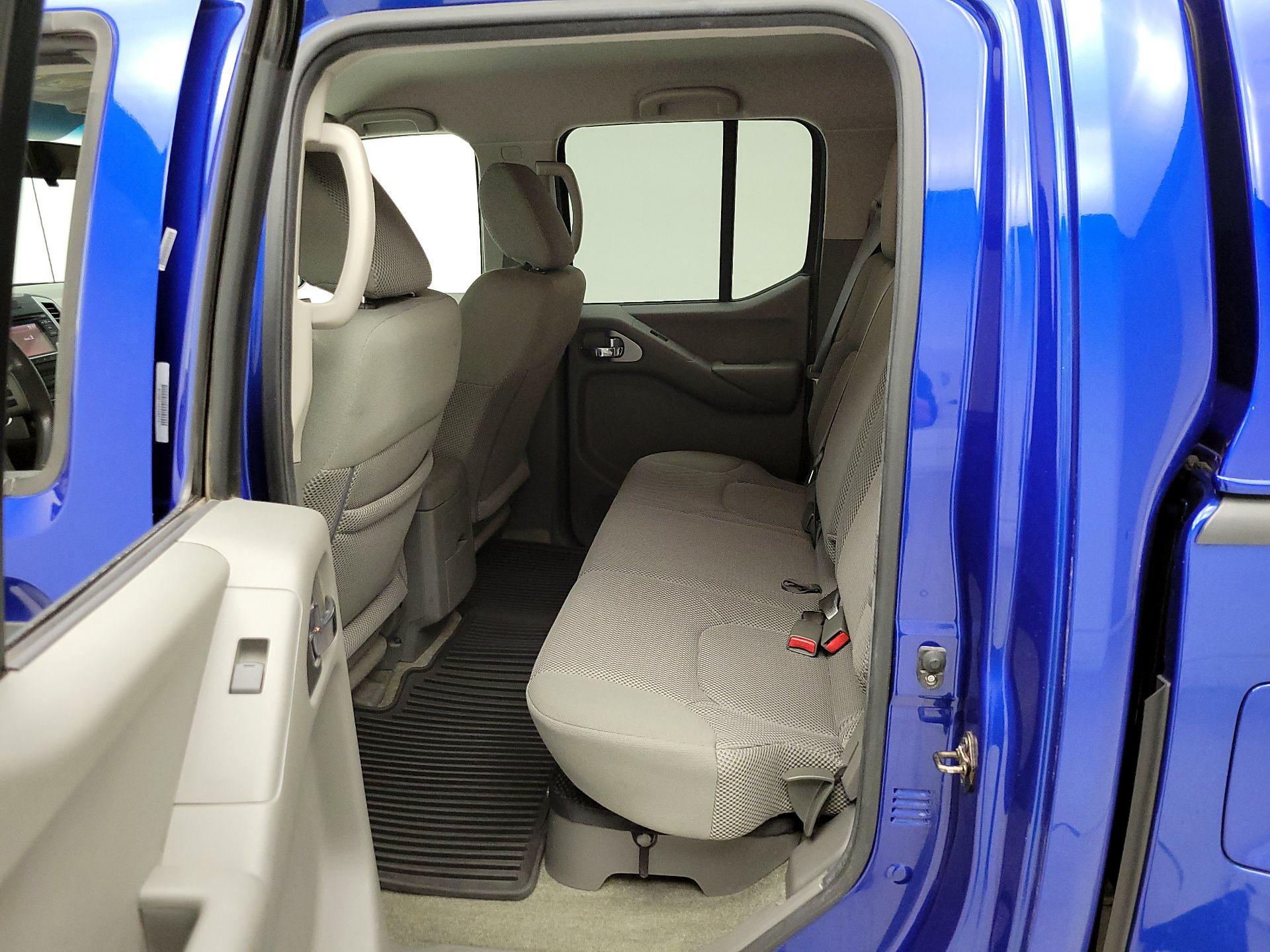 Thumbnail: 2015 Nissan Frontier - 18