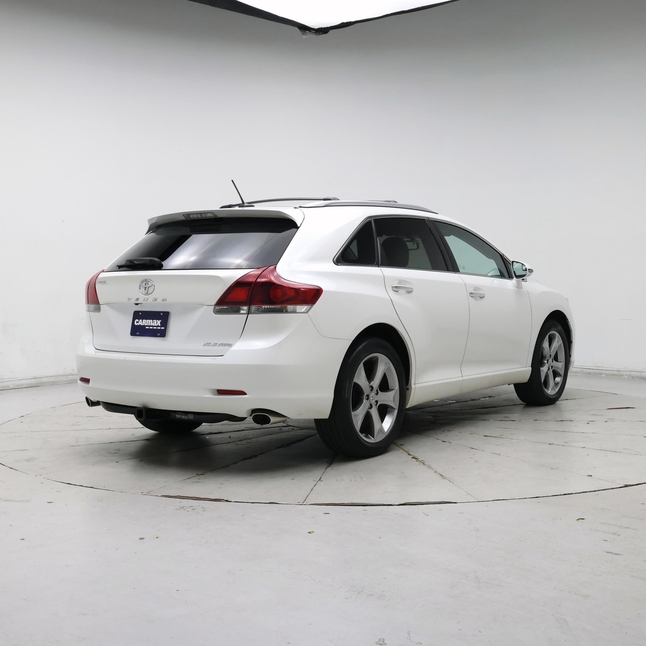 Thumbnail: 2013 Toyota Venza - 8