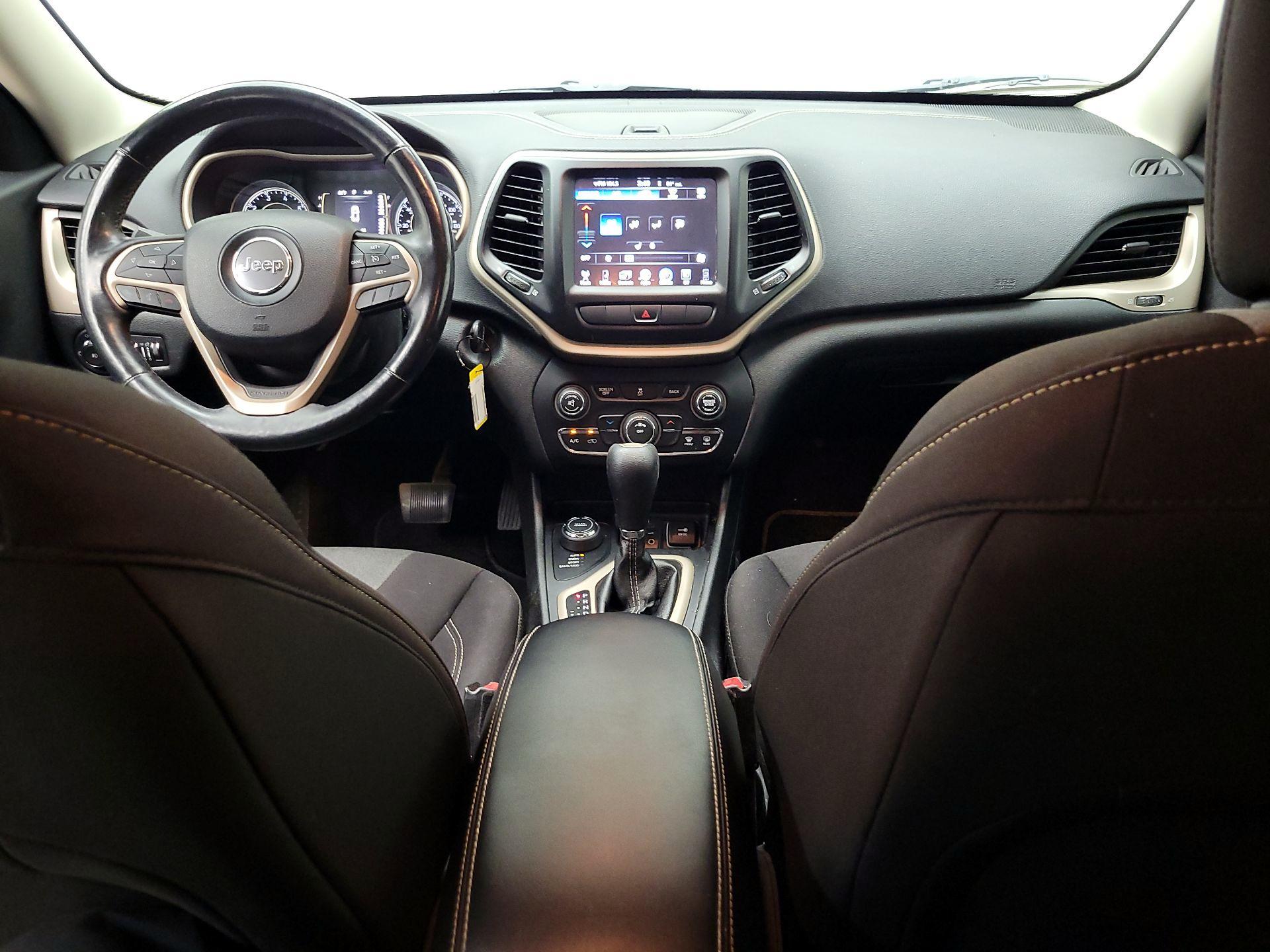 Thumbnail: 2014 Jeep Cherokee - 9