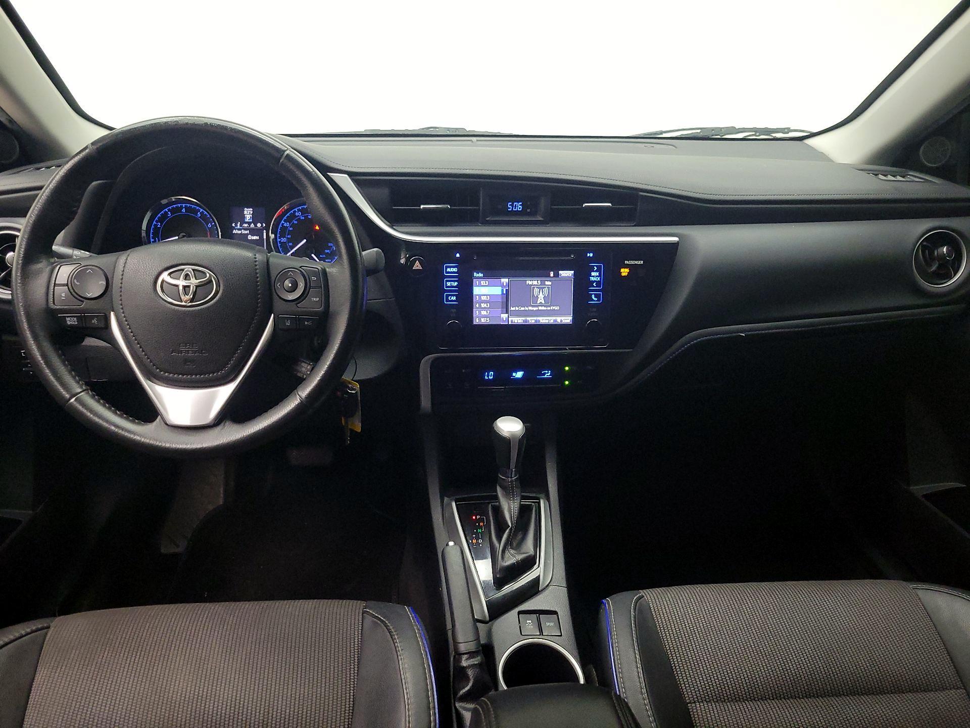 Thumbnail: 2017 Toyota Corolla - 9