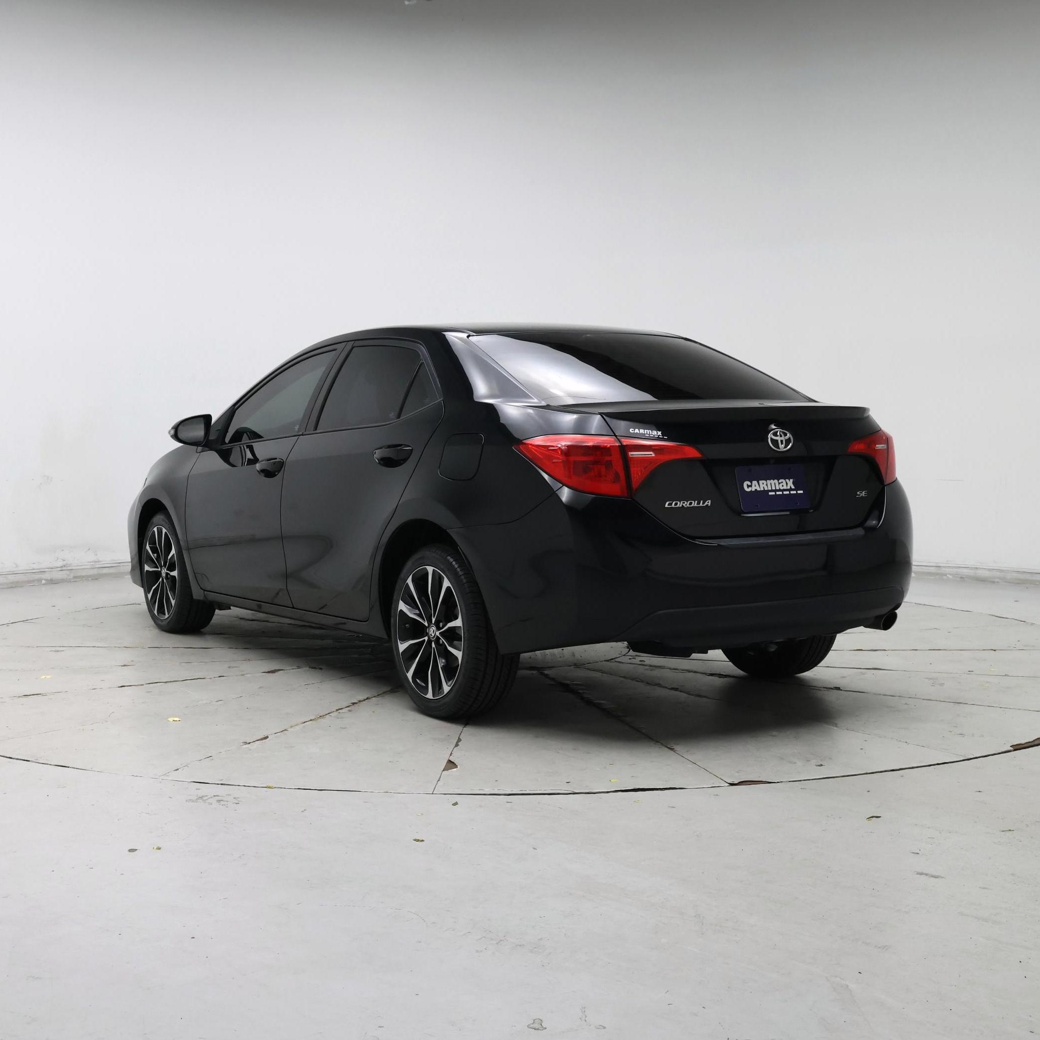 Thumbnail: 2017 Toyota Corolla - 2