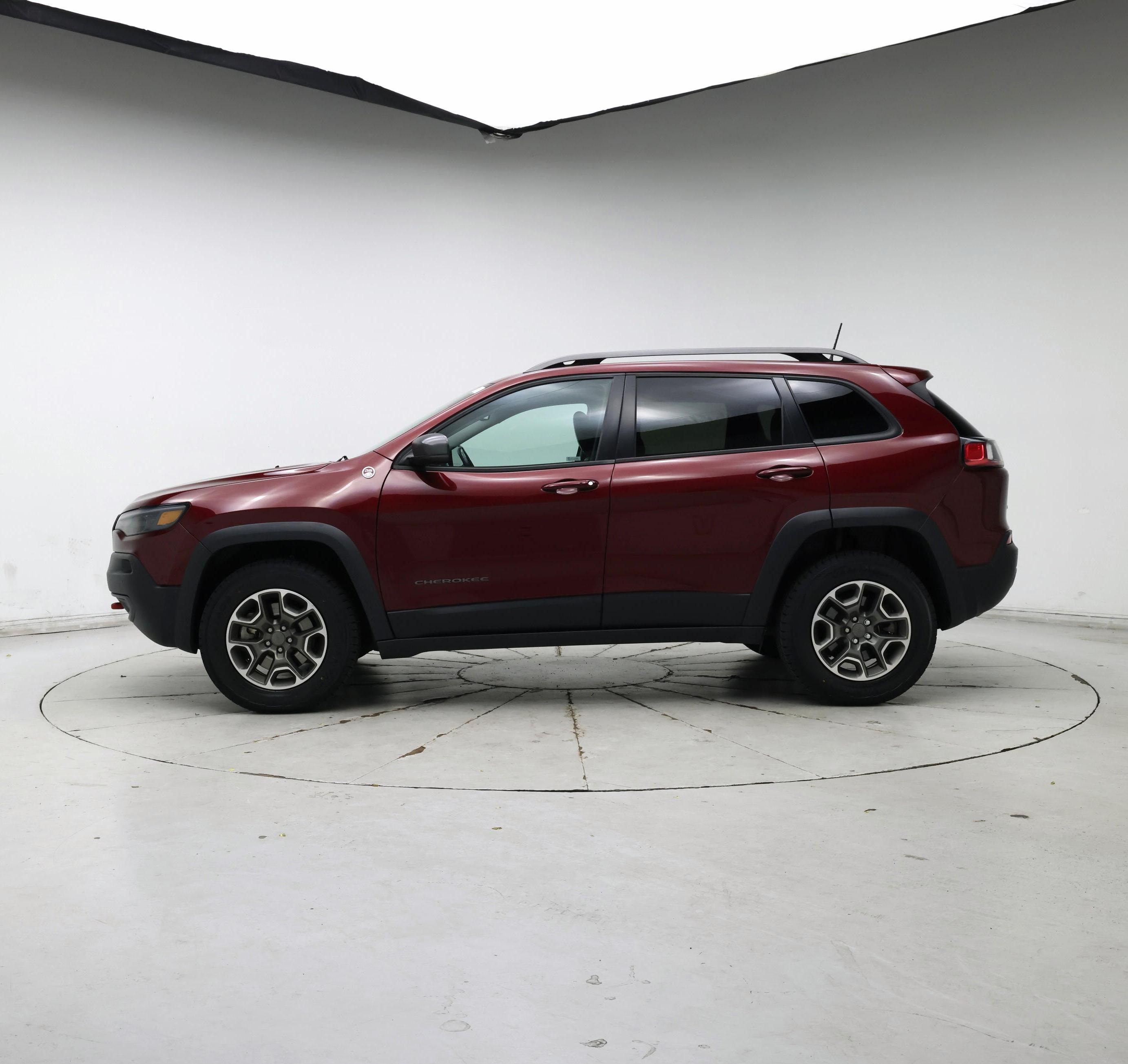 Thumbnail: 2020 Jeep Cherokee - 3