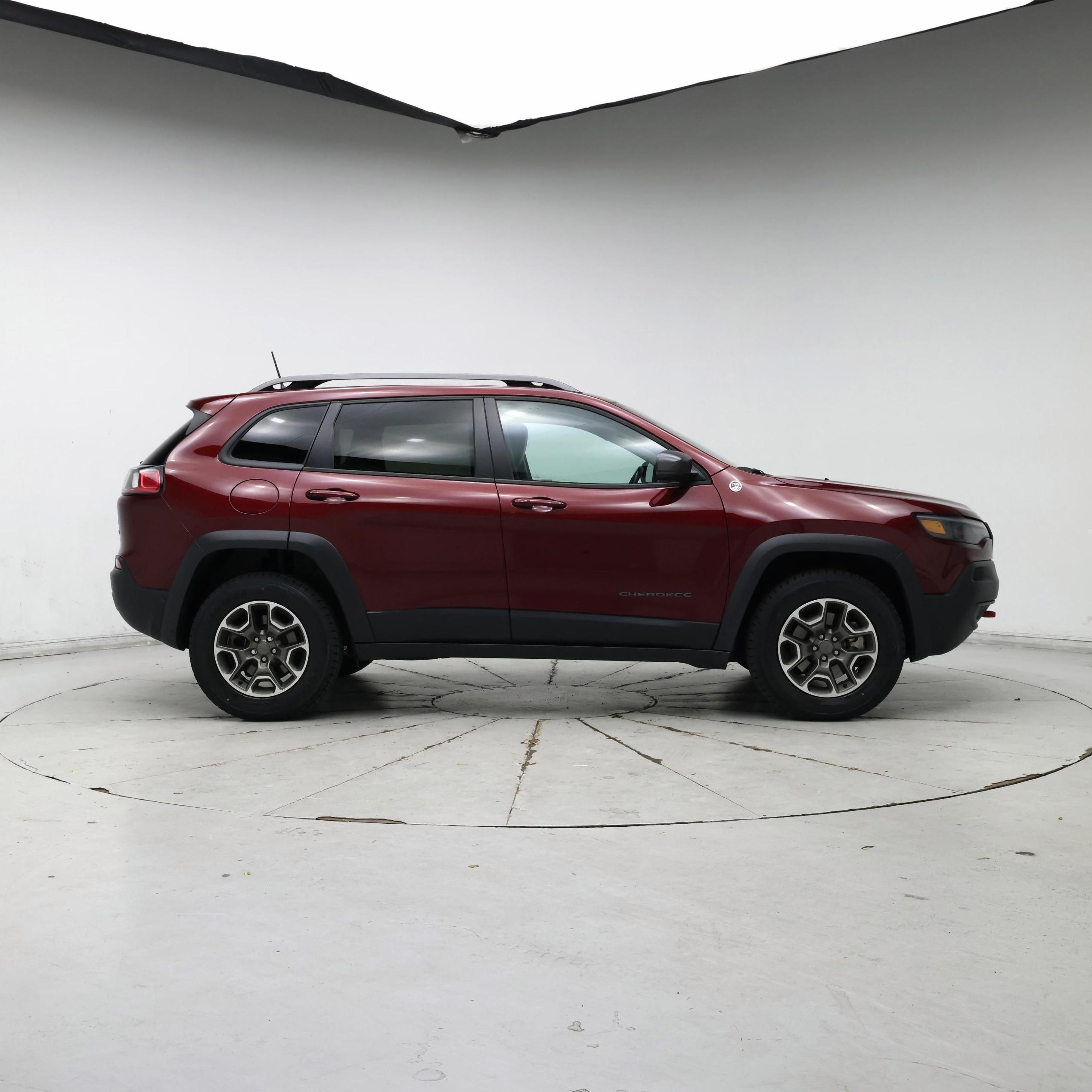 Thumbnail: 2020 Jeep Cherokee - 7