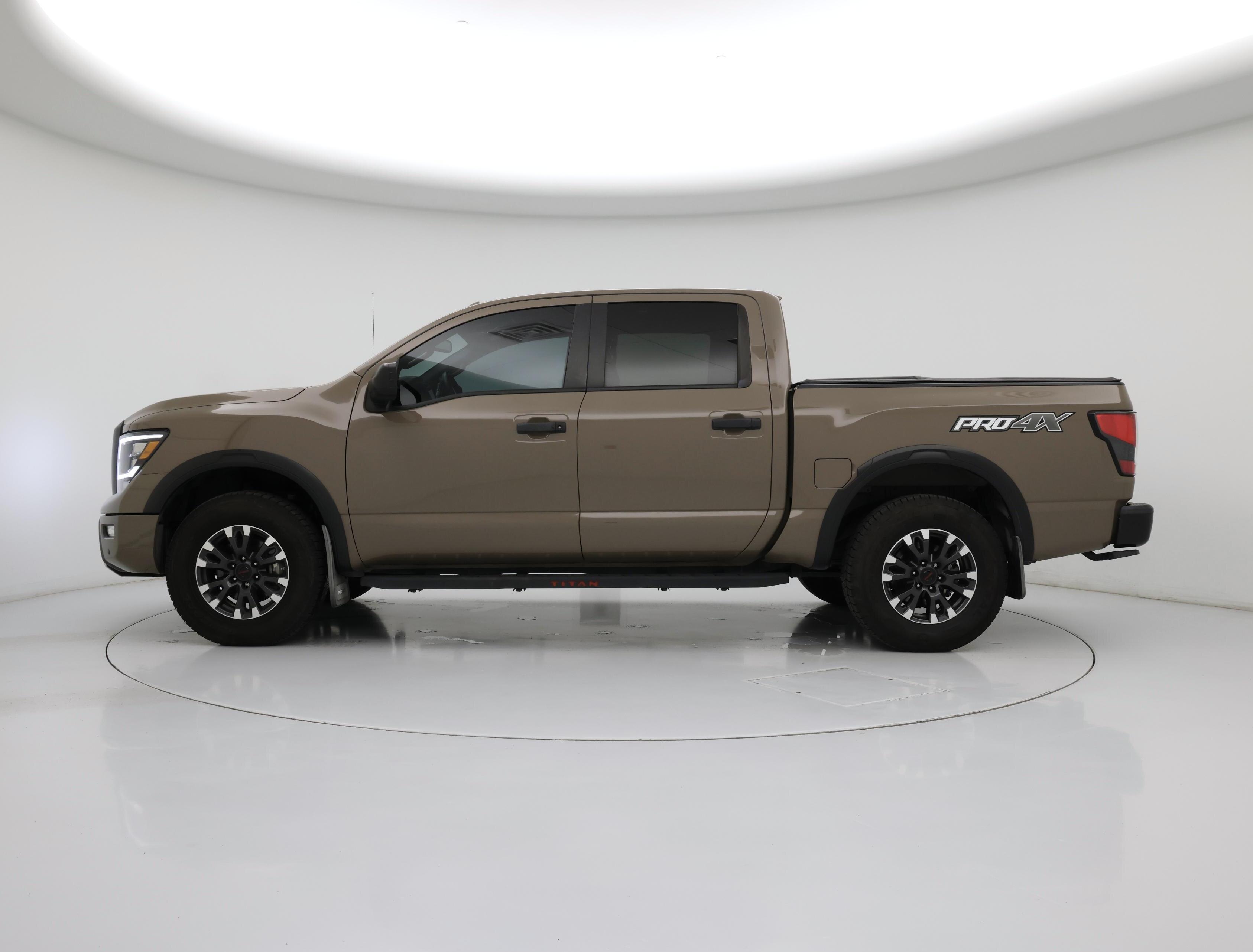Thumbnail: 2021 Nissan Titan - 3