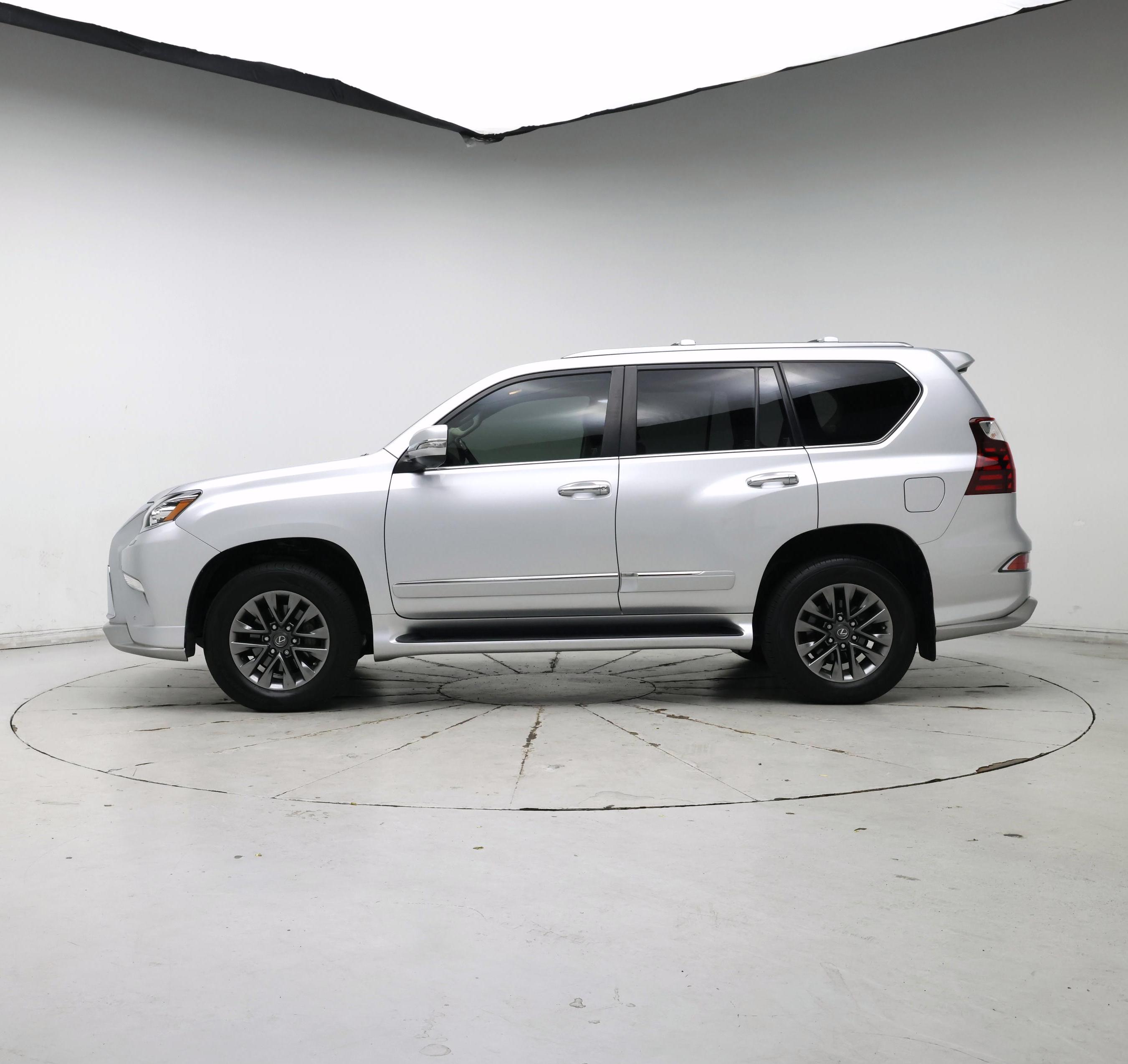 Thumbnail: 2019 Lexus GX - 3