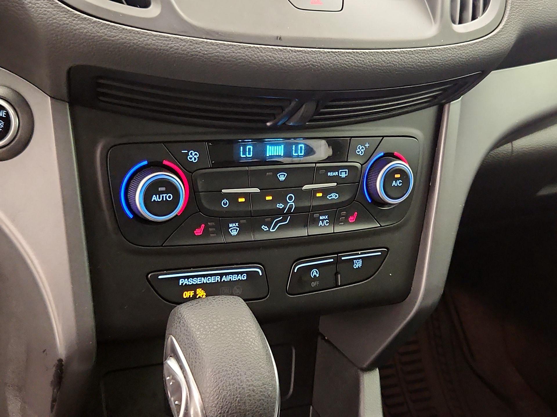 Thumbnail: 2019 Ford Escape - 16