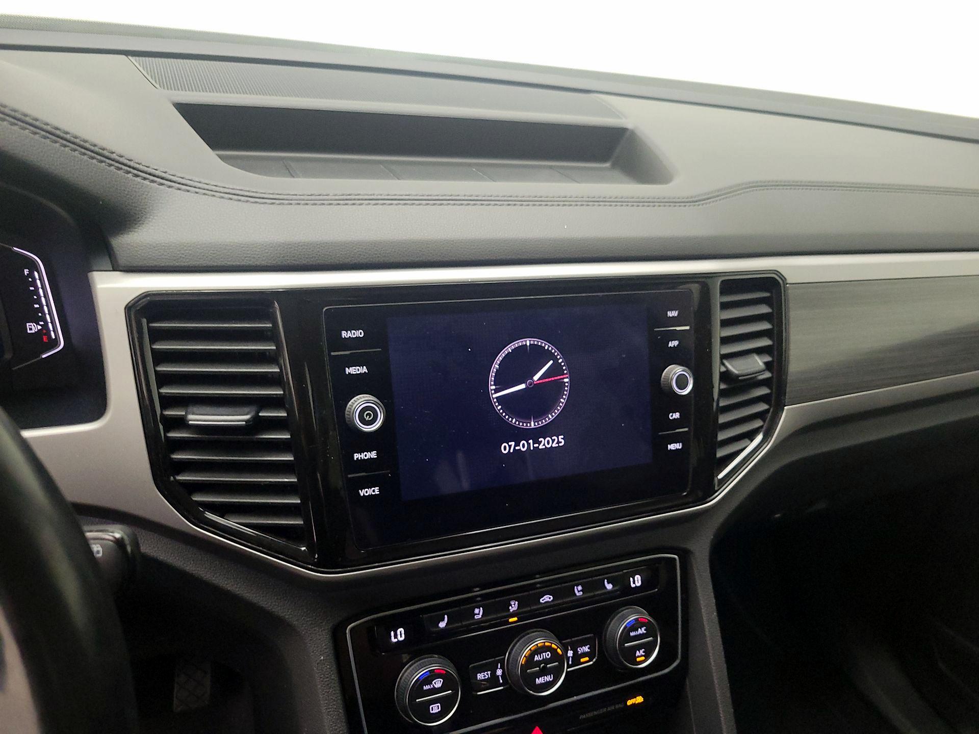 Thumbnail: 2021 Volkswagen Atlas - 15