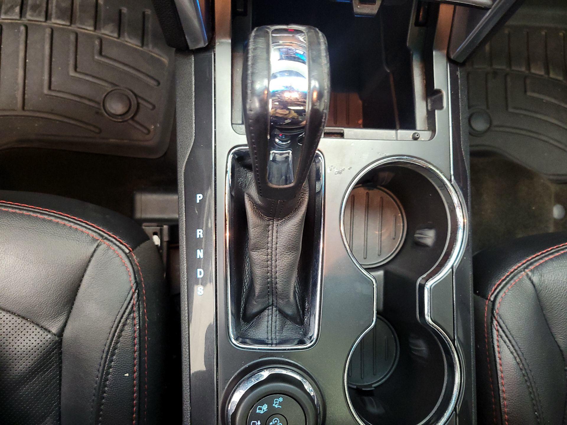 Thumbnail: 2017 Ford Explorer - 18