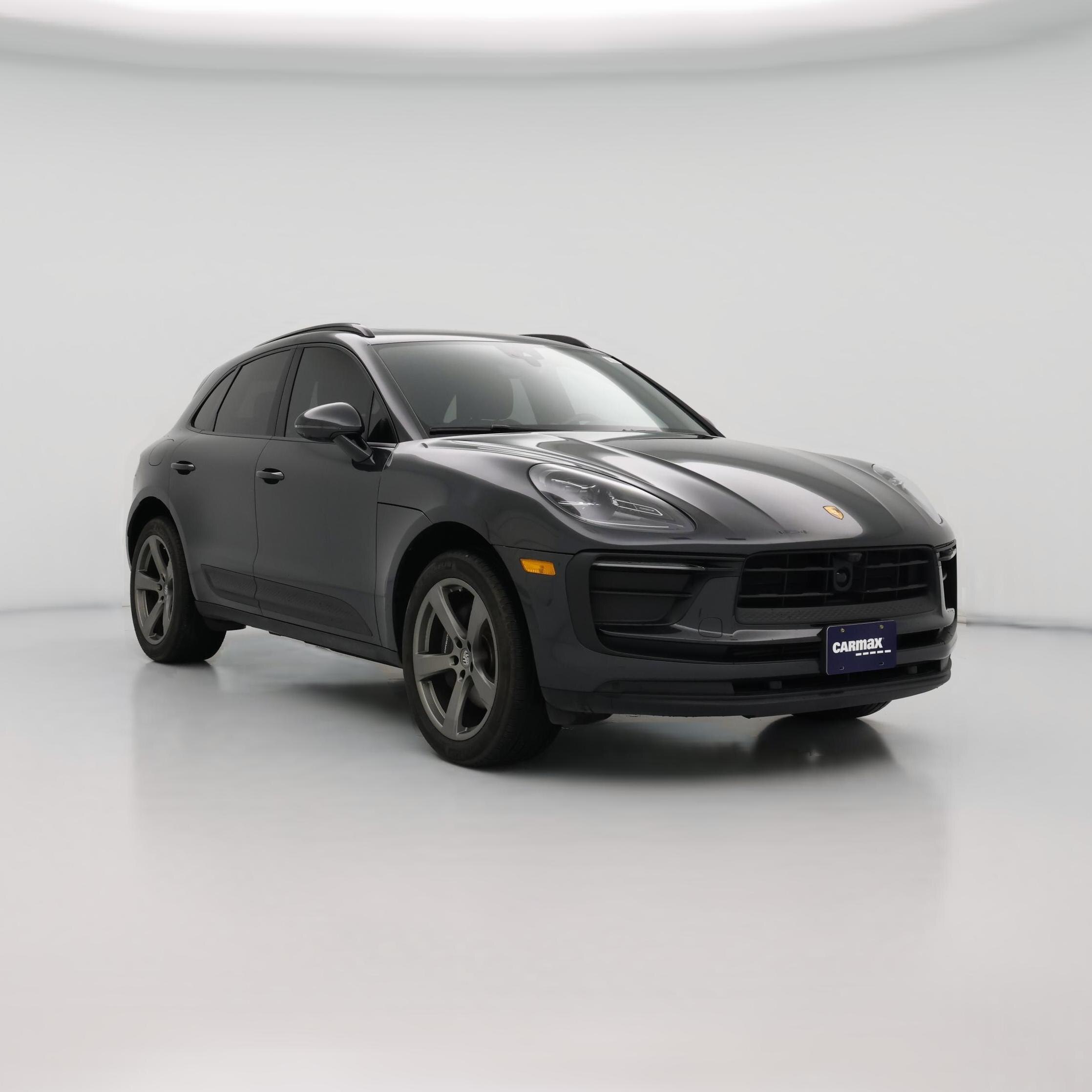 Thumbnail: 2022 Porsche Macan - 1