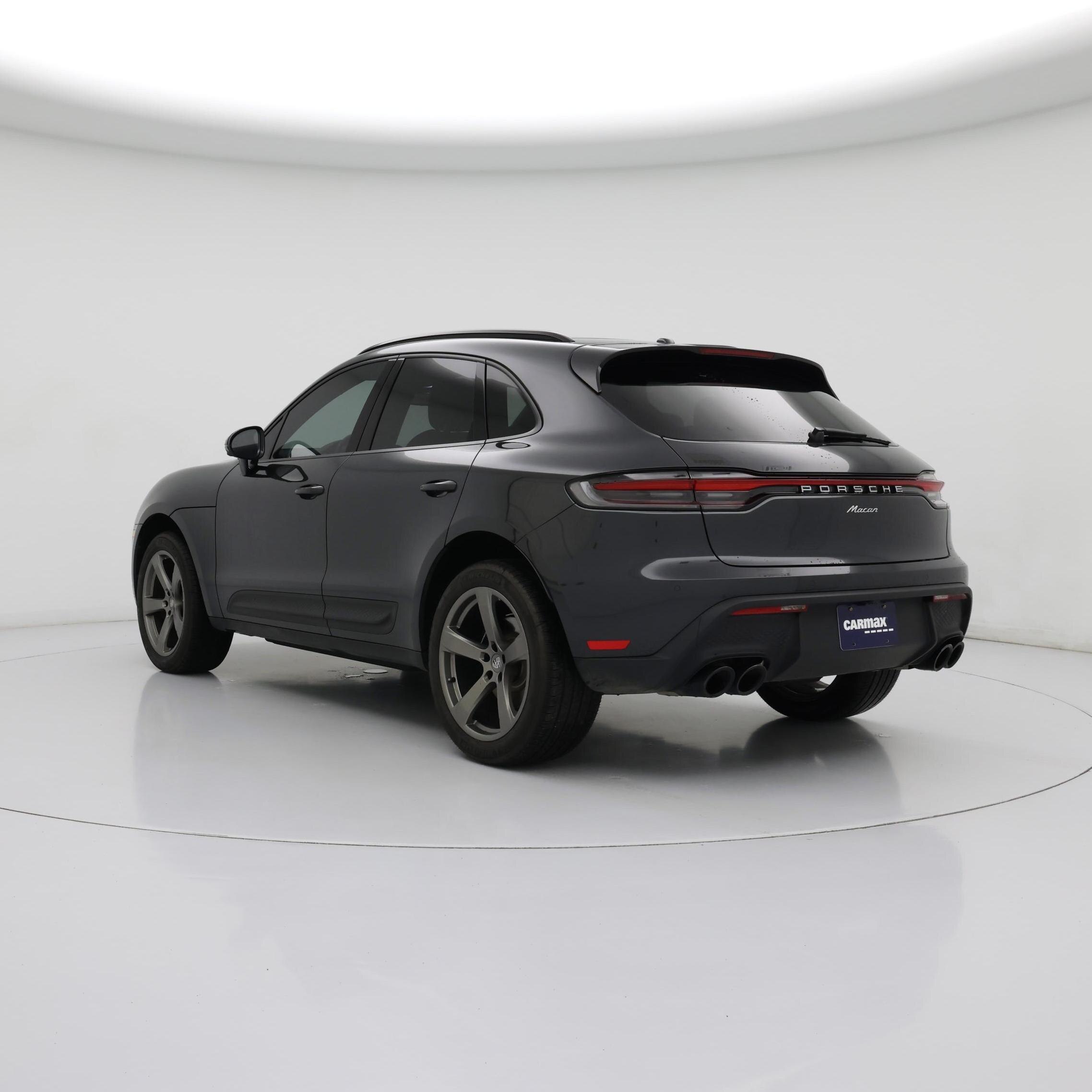 Thumbnail: 2022 Porsche Macan - 2