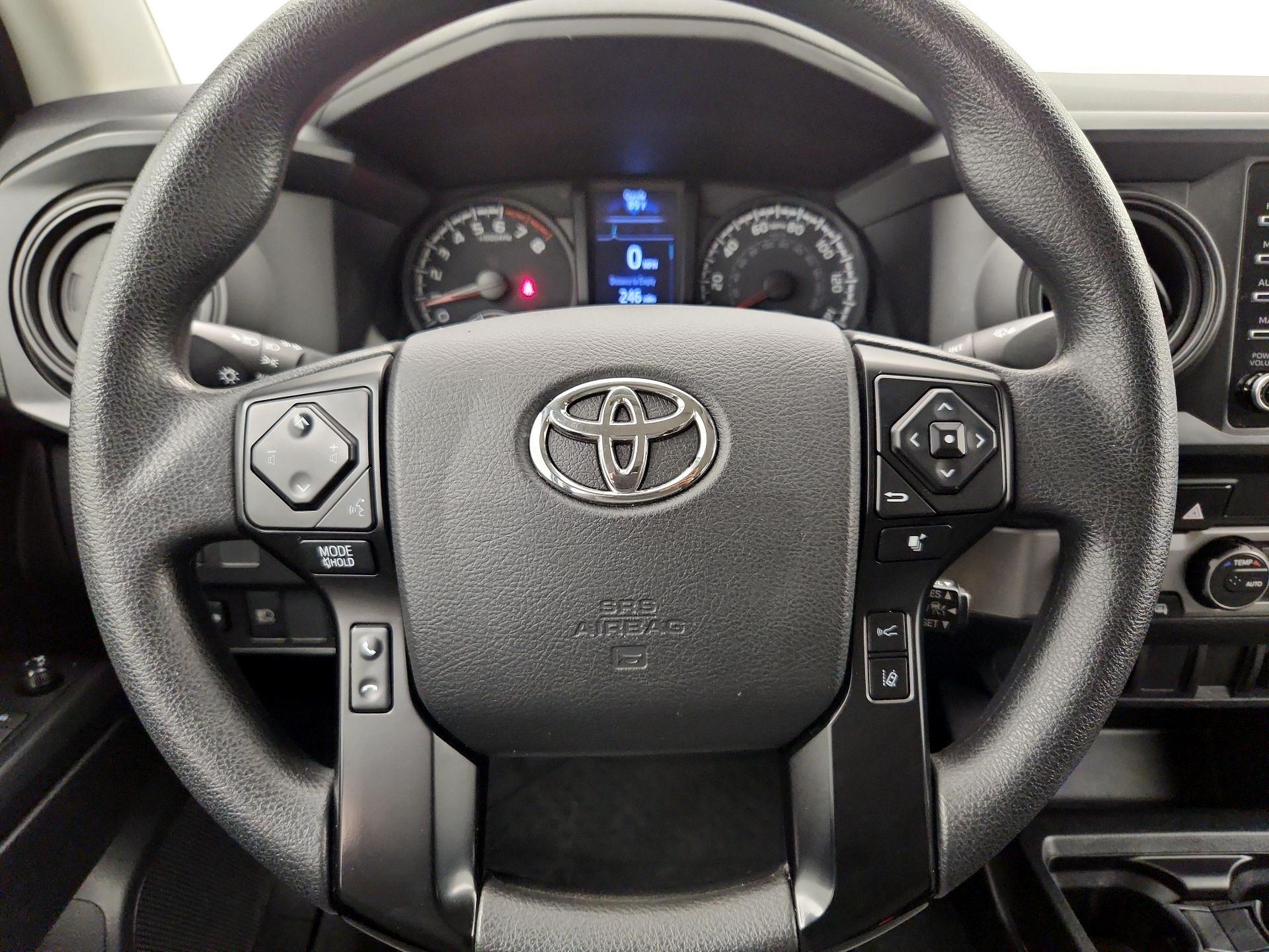 Thumbnail: 2021 Toyota Tacoma - 10