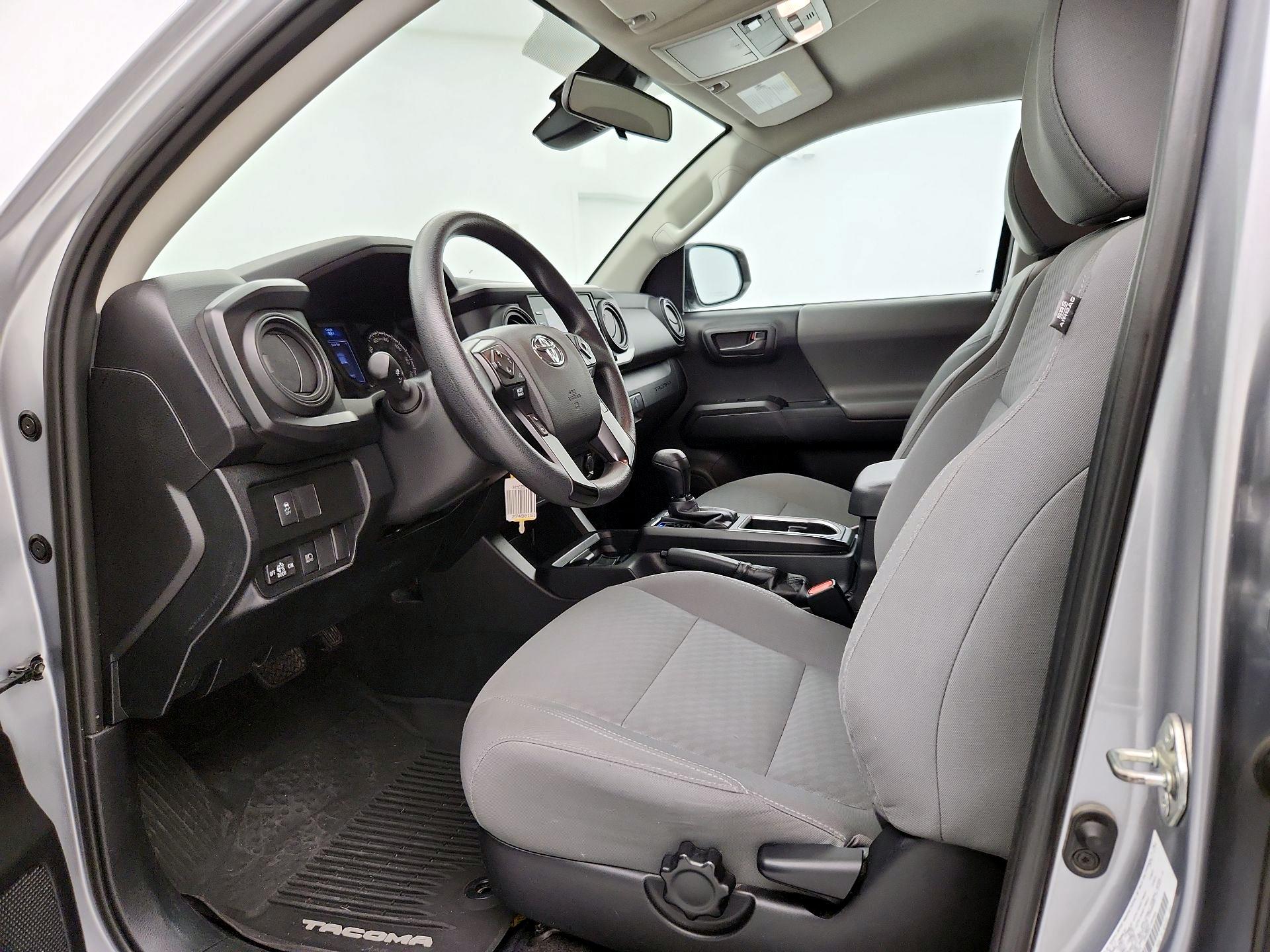 Thumbnail: 2021 Toyota Tacoma - 11