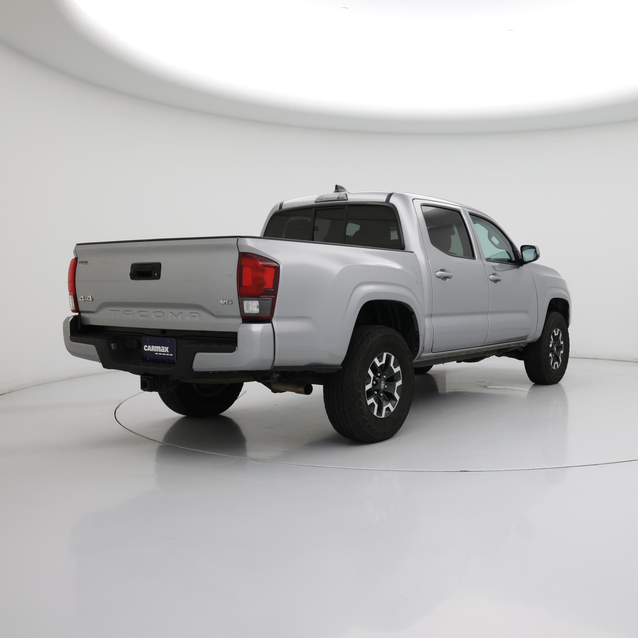 Thumbnail: 2021 Toyota Tacoma - 8