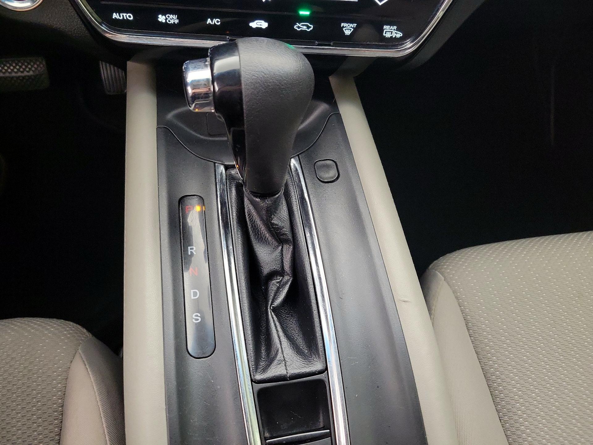 Thumbnail: 2018 Honda HR-V - 17