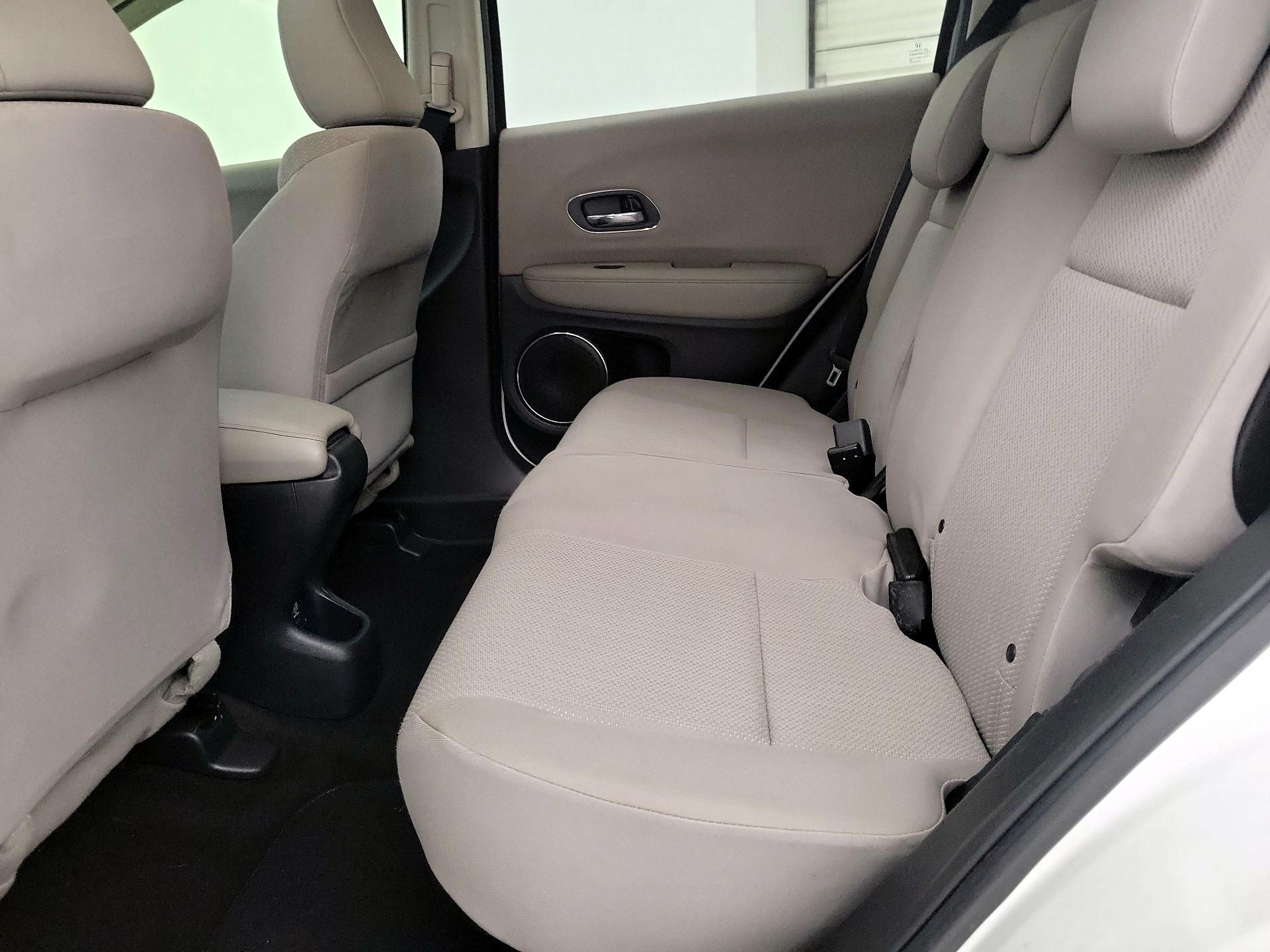 Thumbnail: 2018 Honda HR-V - 19