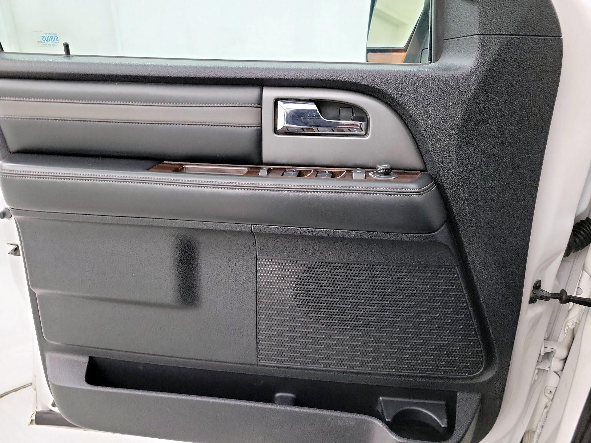 Thumbnail: 2015 Ford Expedition EL - 10