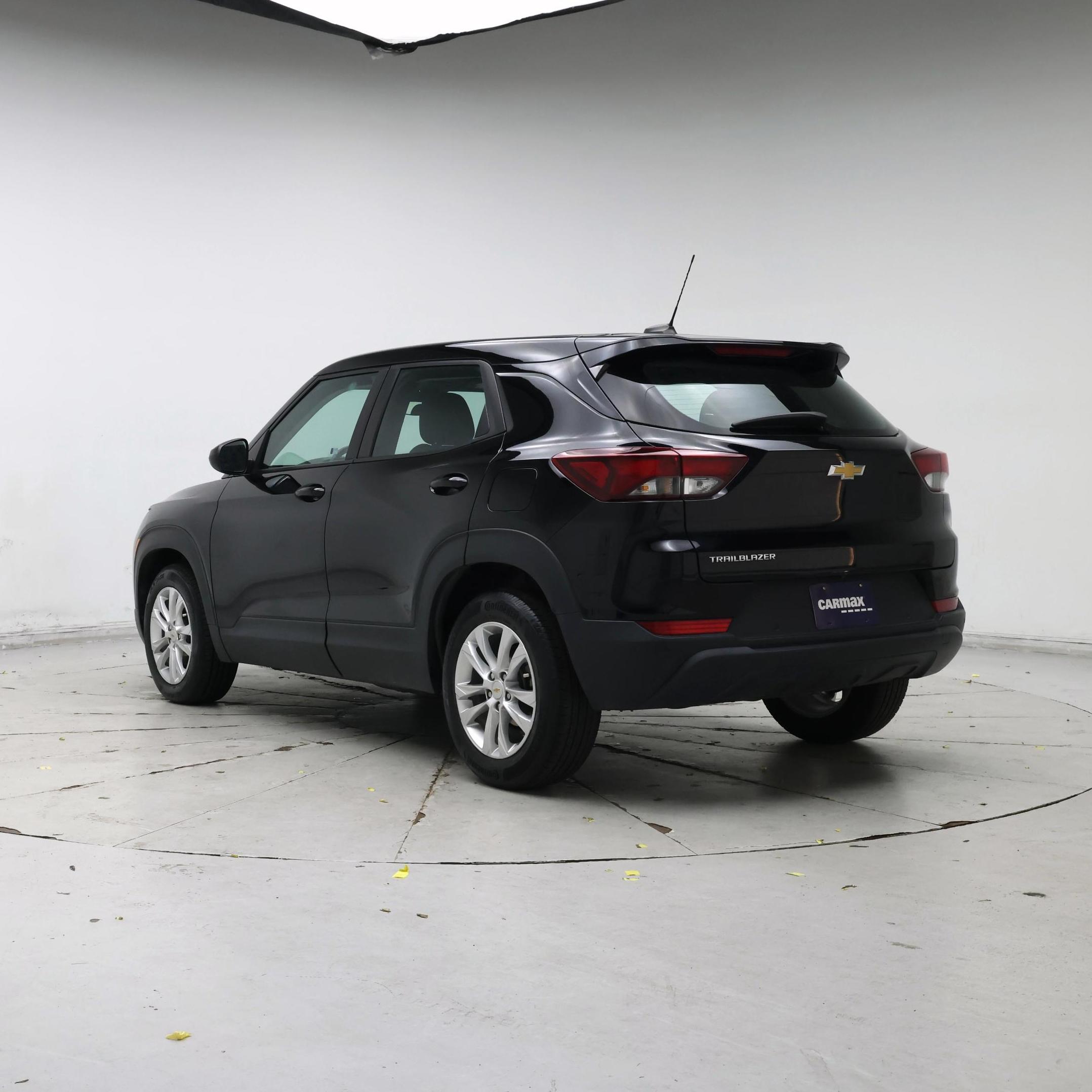 Thumbnail: 2021 Chevrolet TrailBlazer - 2