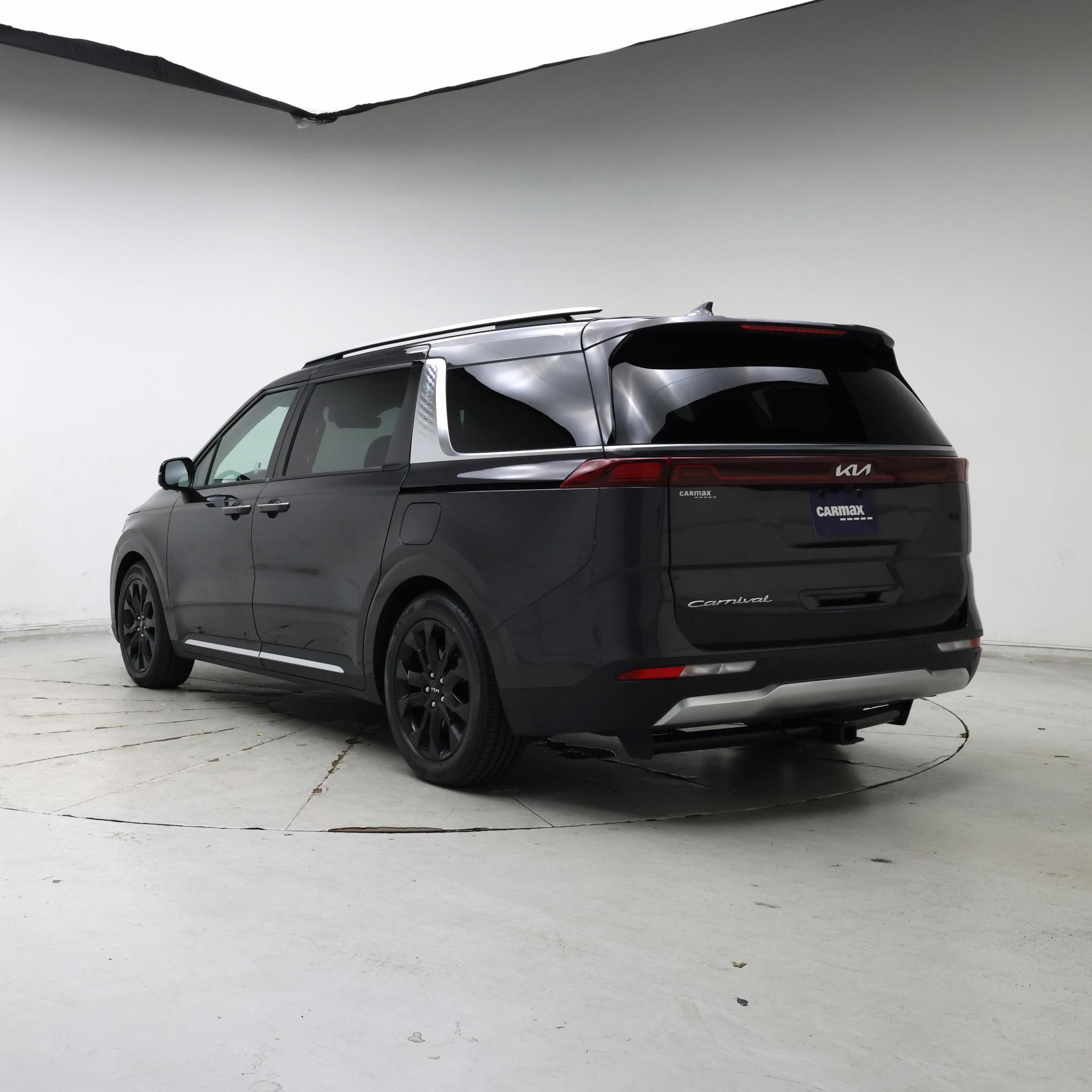 Thumbnail: 2022 Kia Carnival - 2