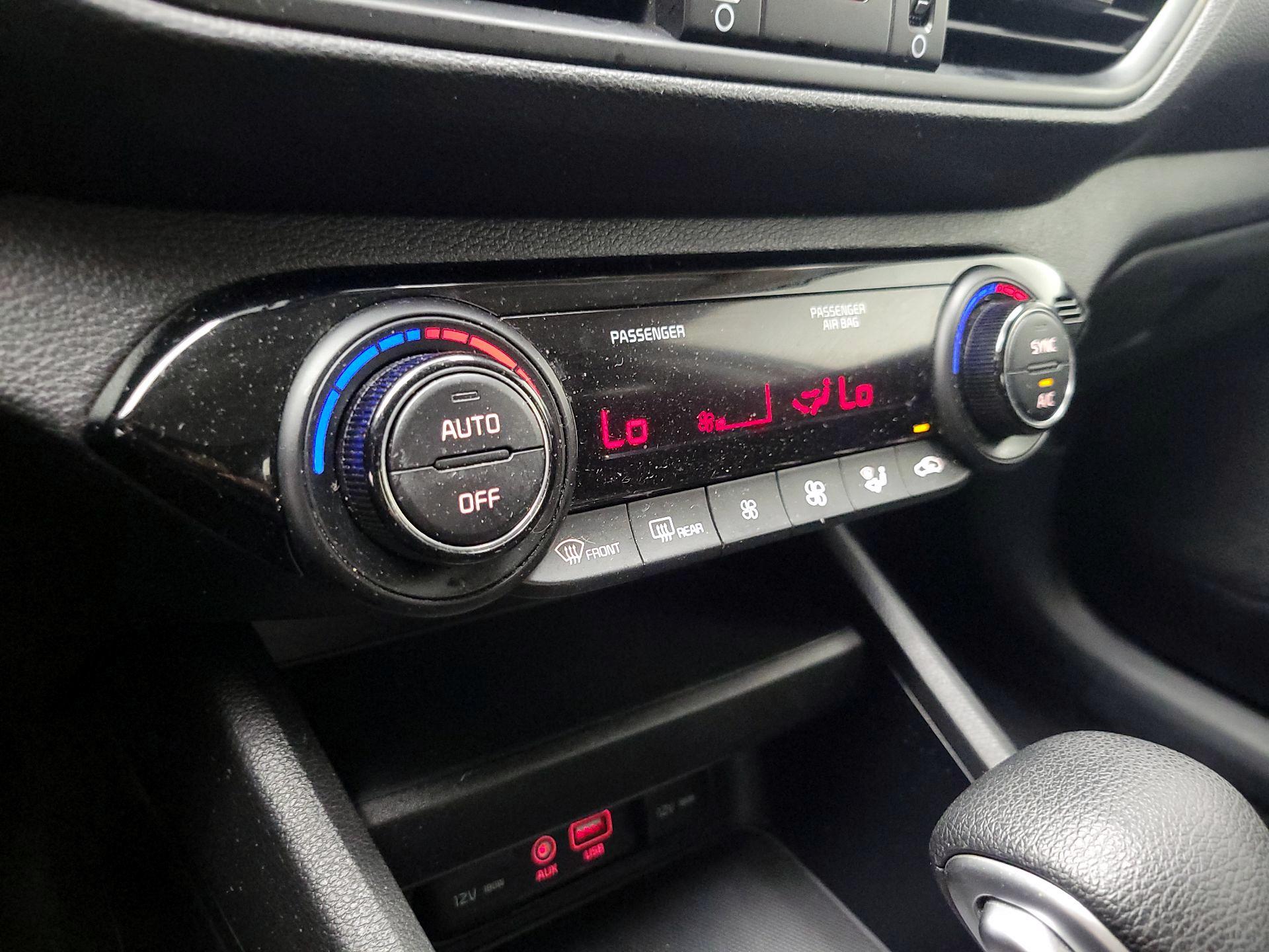 Thumbnail: 2019 Kia Forte - 16