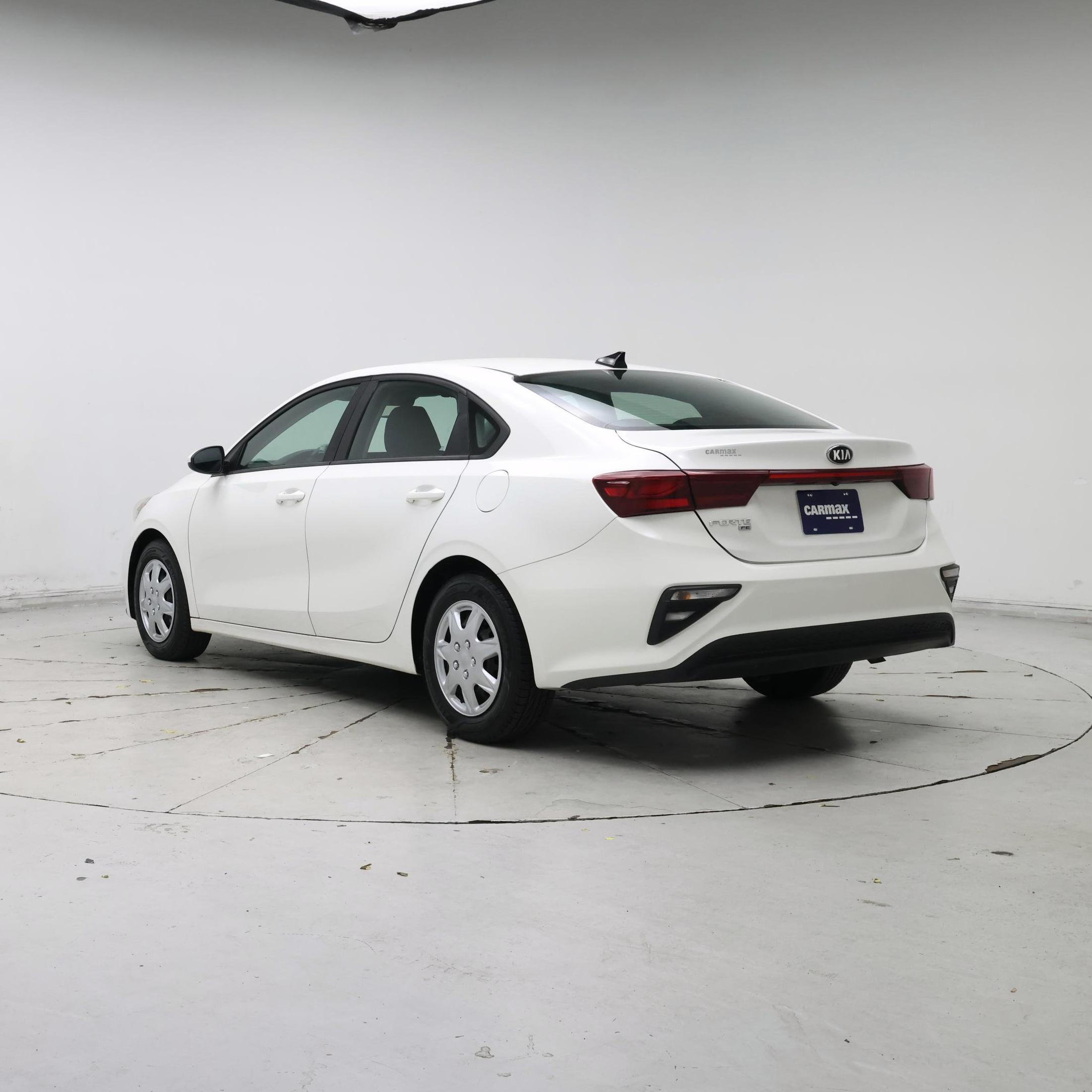Thumbnail: 2019 Kia Forte - 2