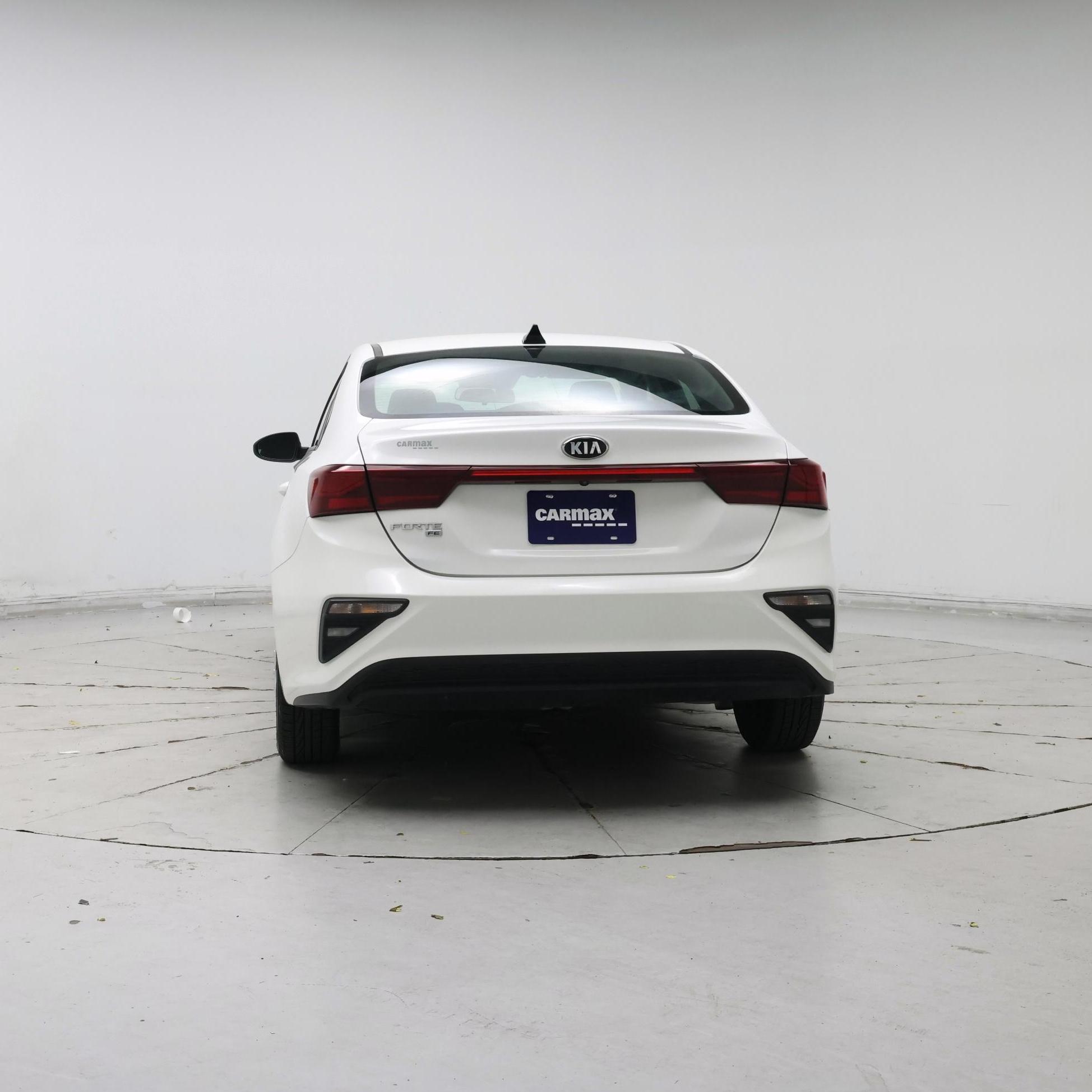 Thumbnail: 2019 Kia Forte - 6