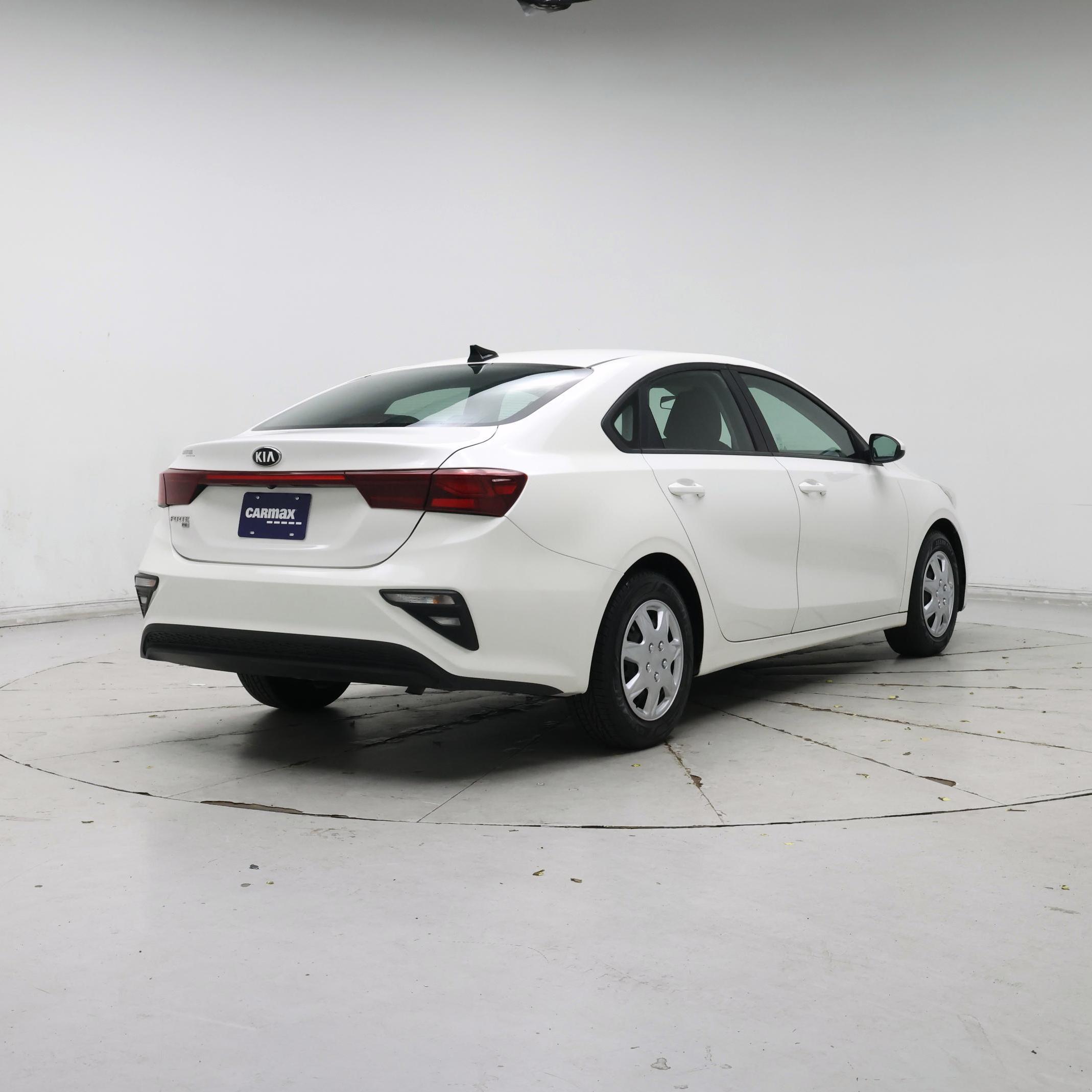 Thumbnail: 2019 Kia Forte - 8