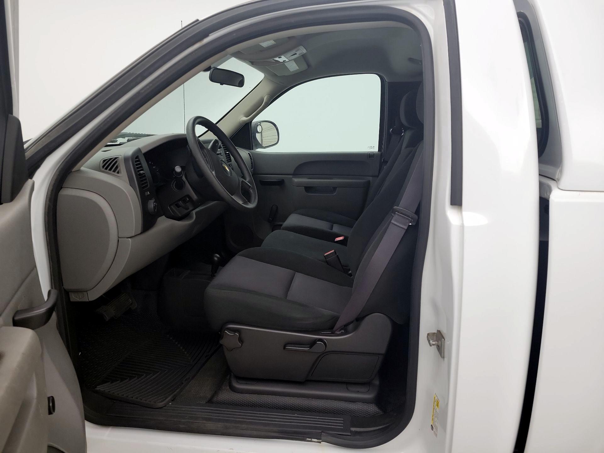 Thumbnail: 2013 Chevrolet Silverado 1500 - 11